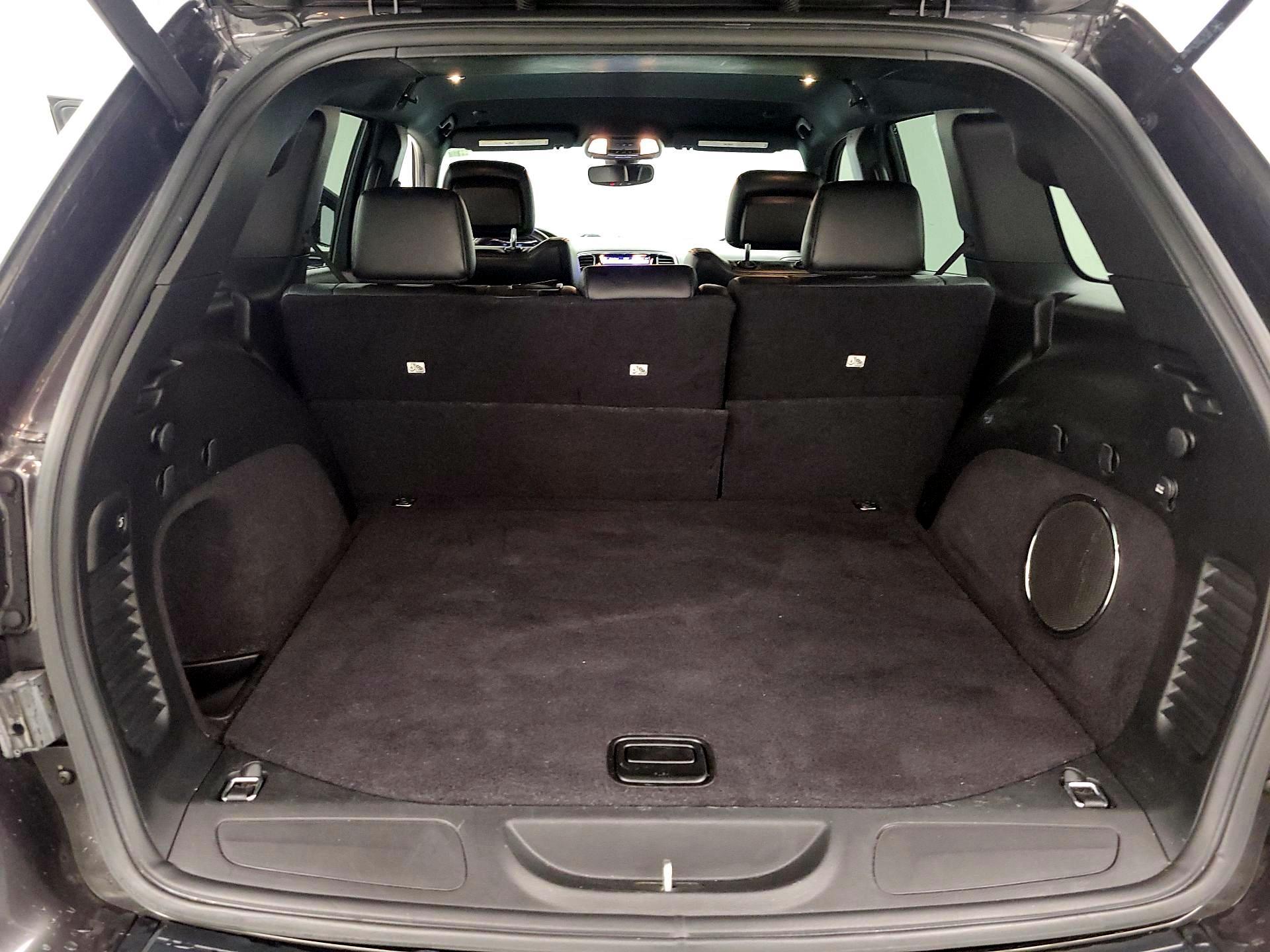 Thumbnail: 2019 Jeep Grand Cherokee - 19