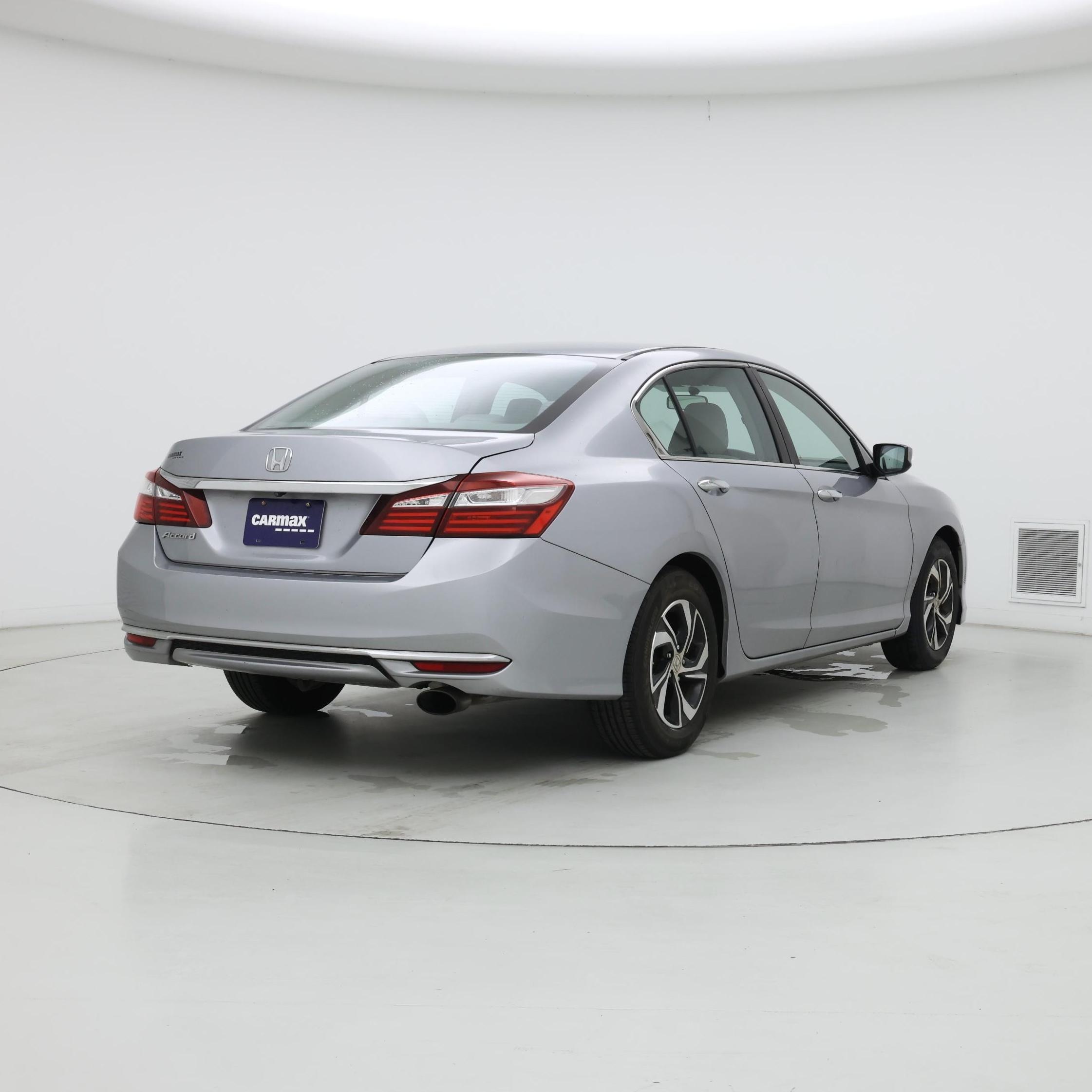 Thumbnail: 2017 Honda Accord - 8