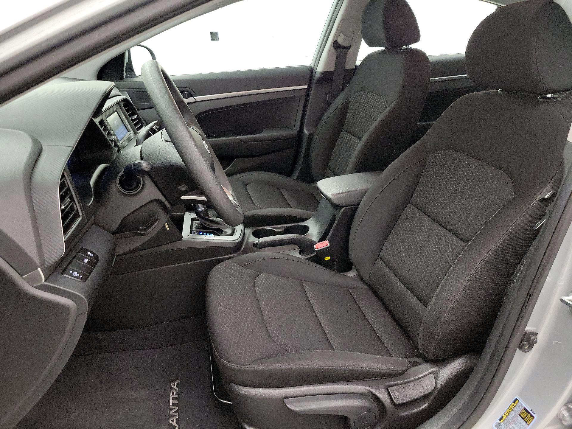 Thumbnail: 2020 Hyundai Elantra - 11