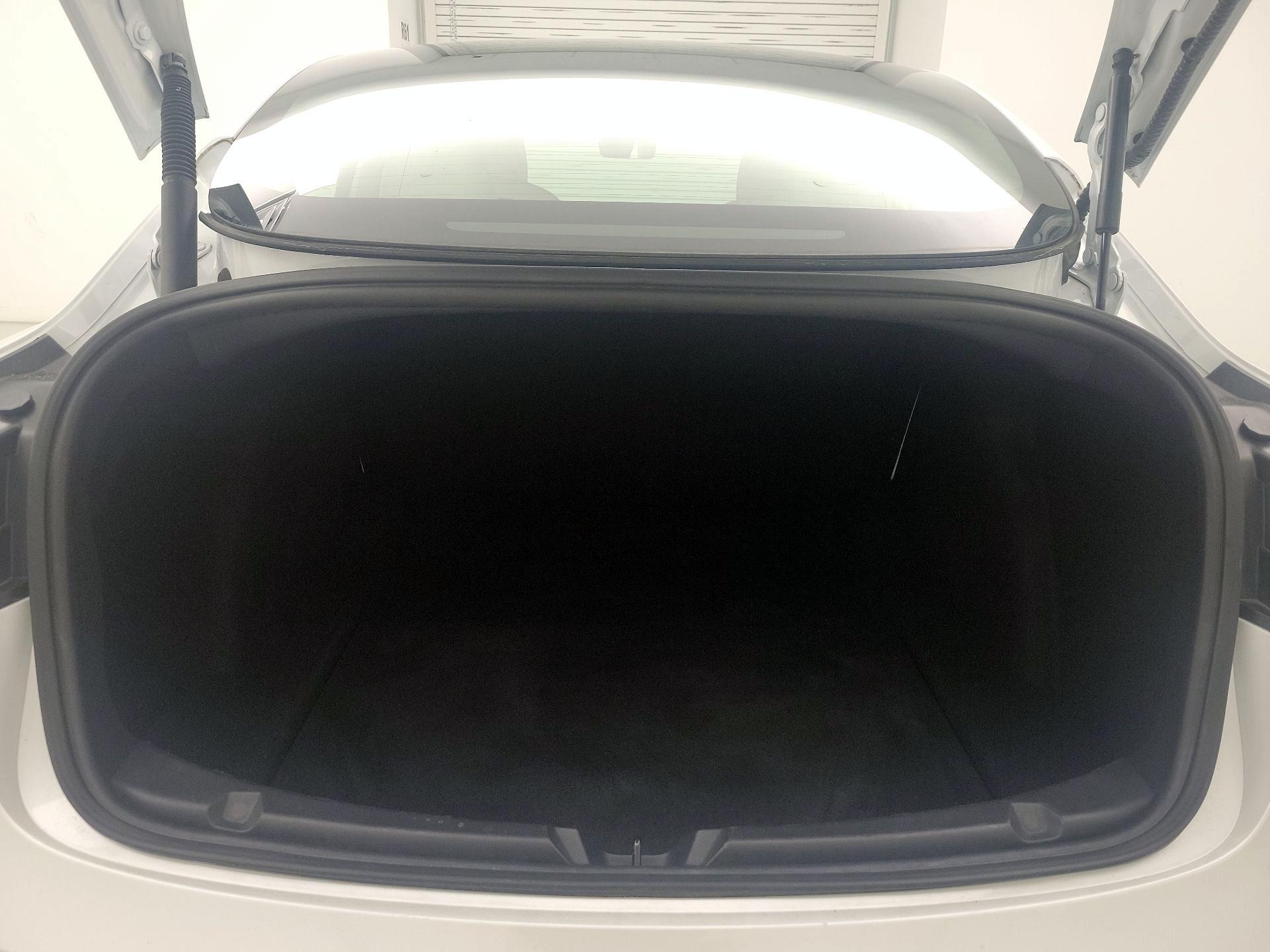 Thumbnail: 2021 Tesla Model 3 - 20