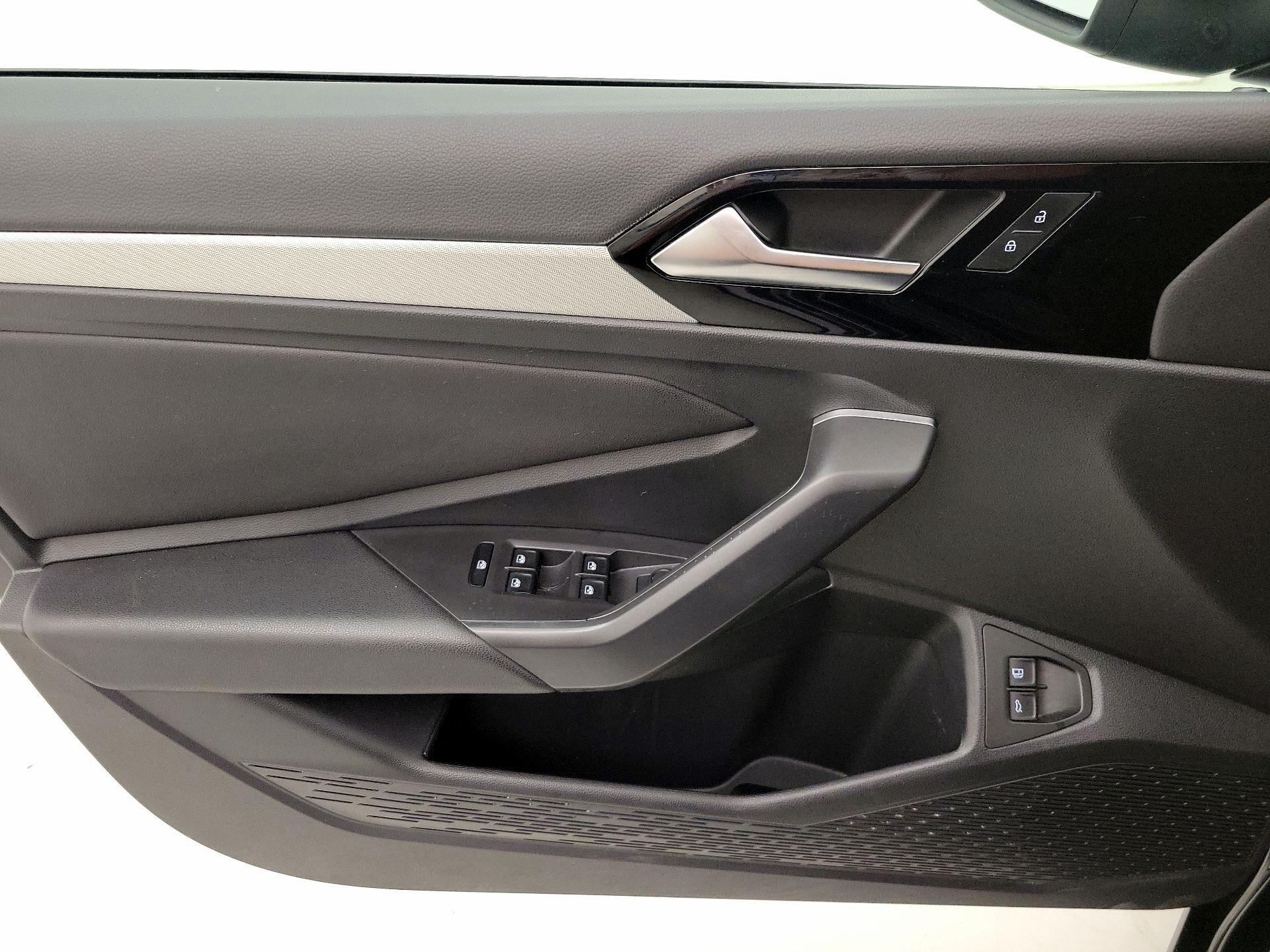 Thumbnail: 2020 Volkswagen Jetta - 12