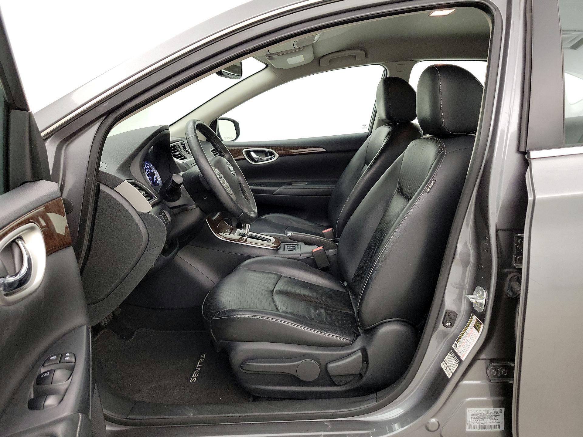 Thumbnail: 2015 Nissan Sentra - 11
