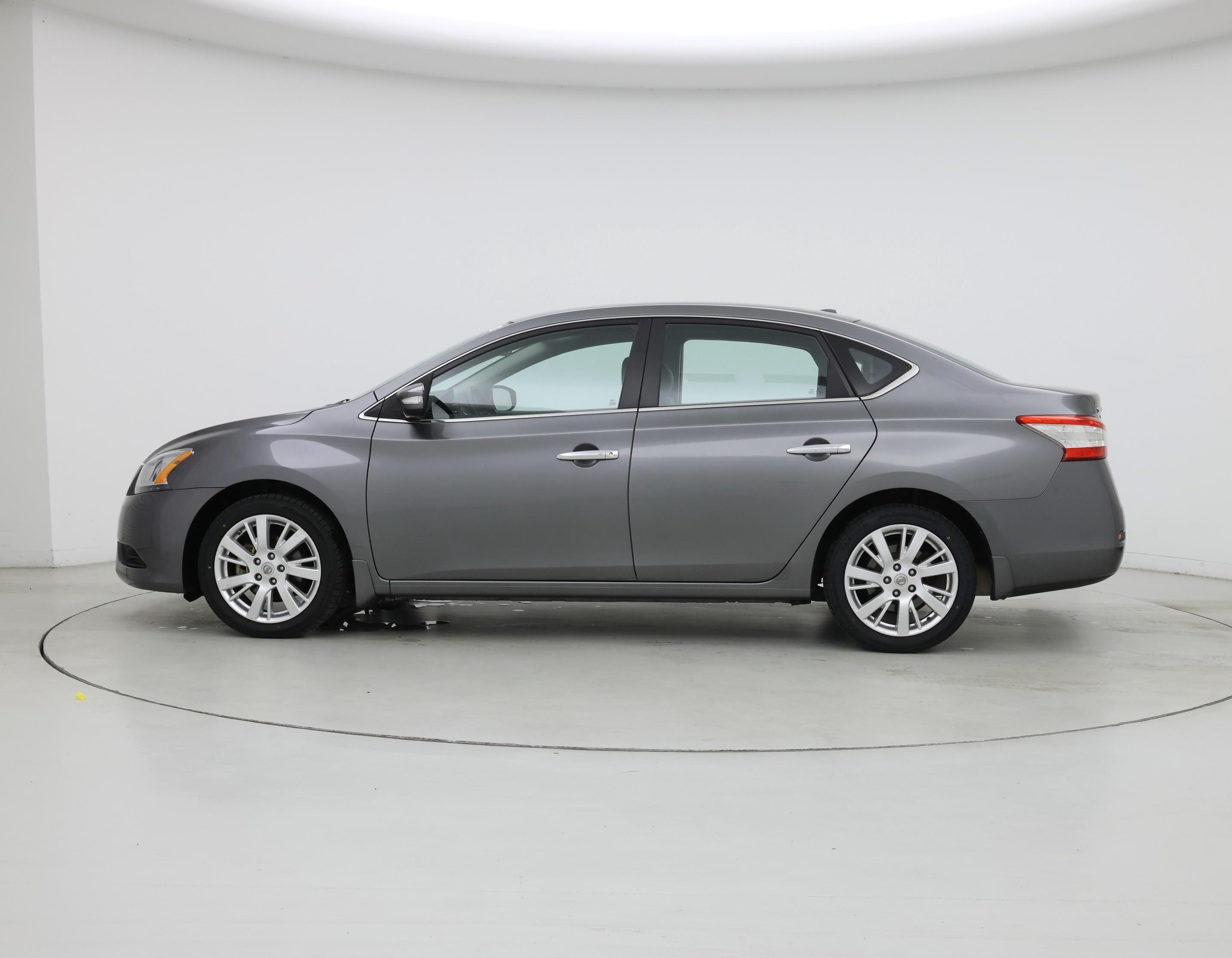 Thumbnail: 2015 Nissan Sentra - 3