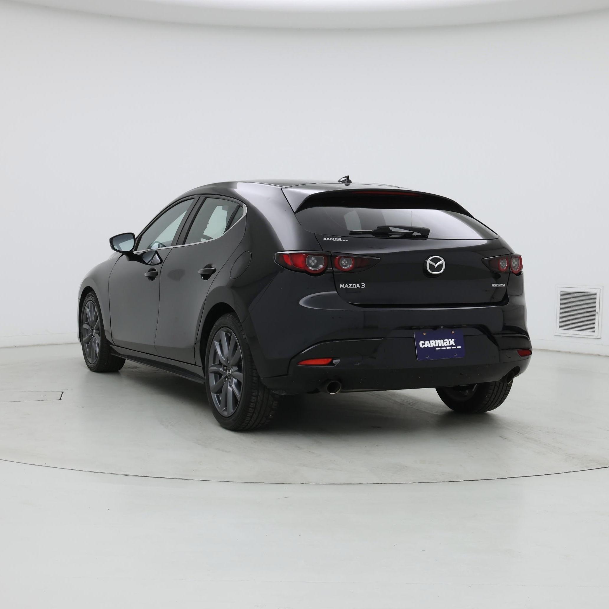 Thumbnail: 2019 Mazda Mazda3 - 2