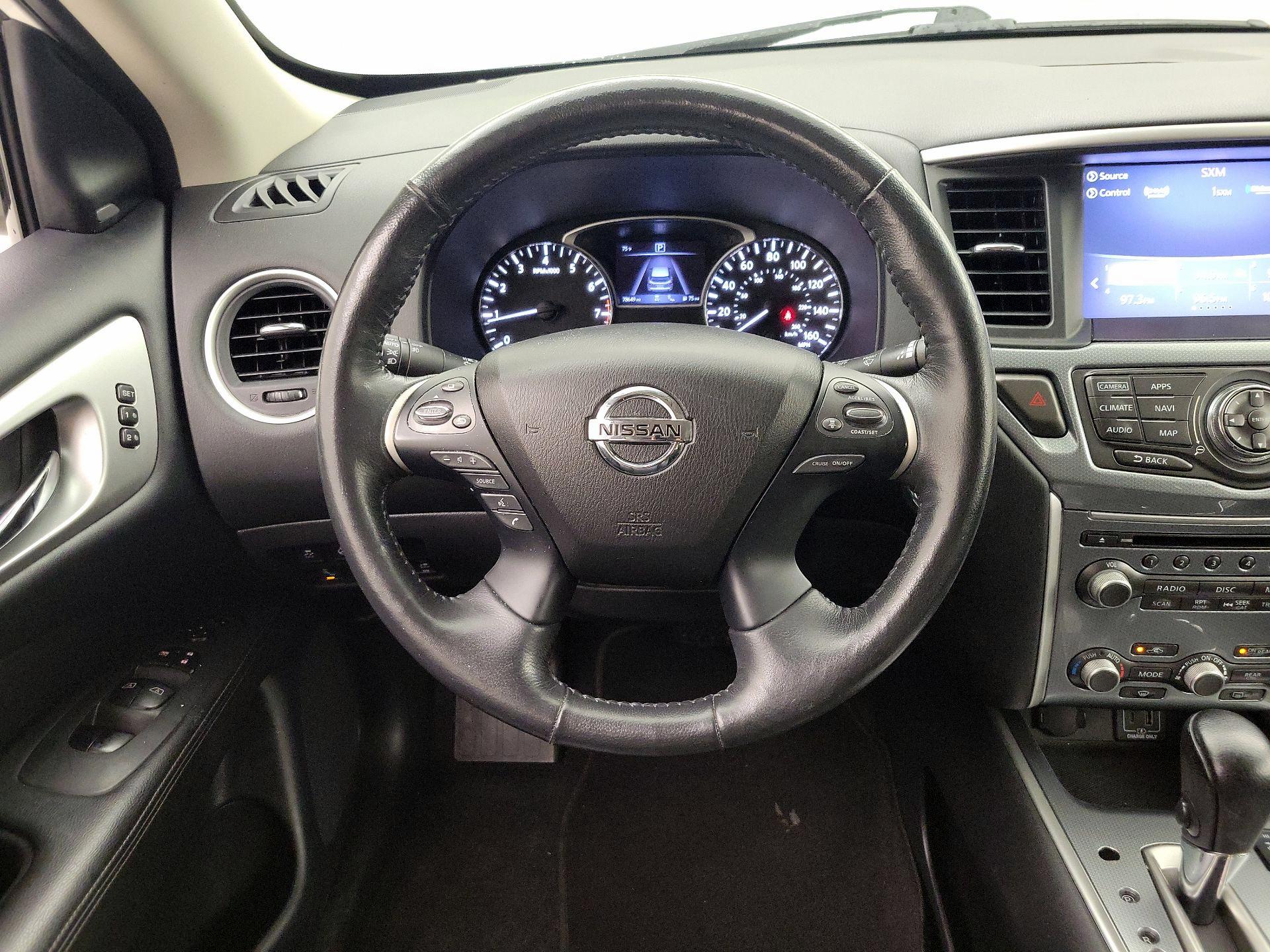 Thumbnail: 2019 Nissan Pathfinder - 10
