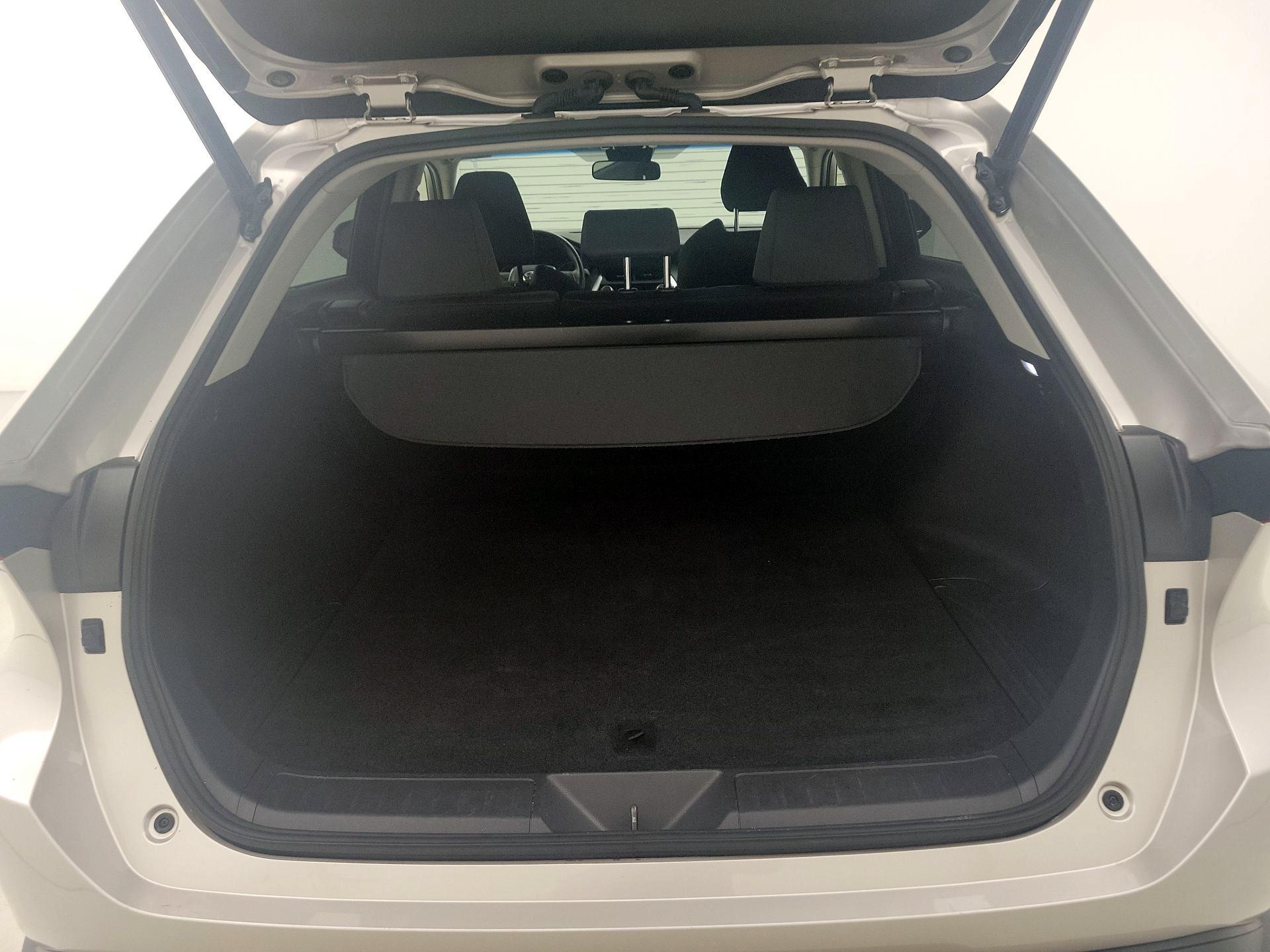 Thumbnail: 2022 Toyota Venza - 20