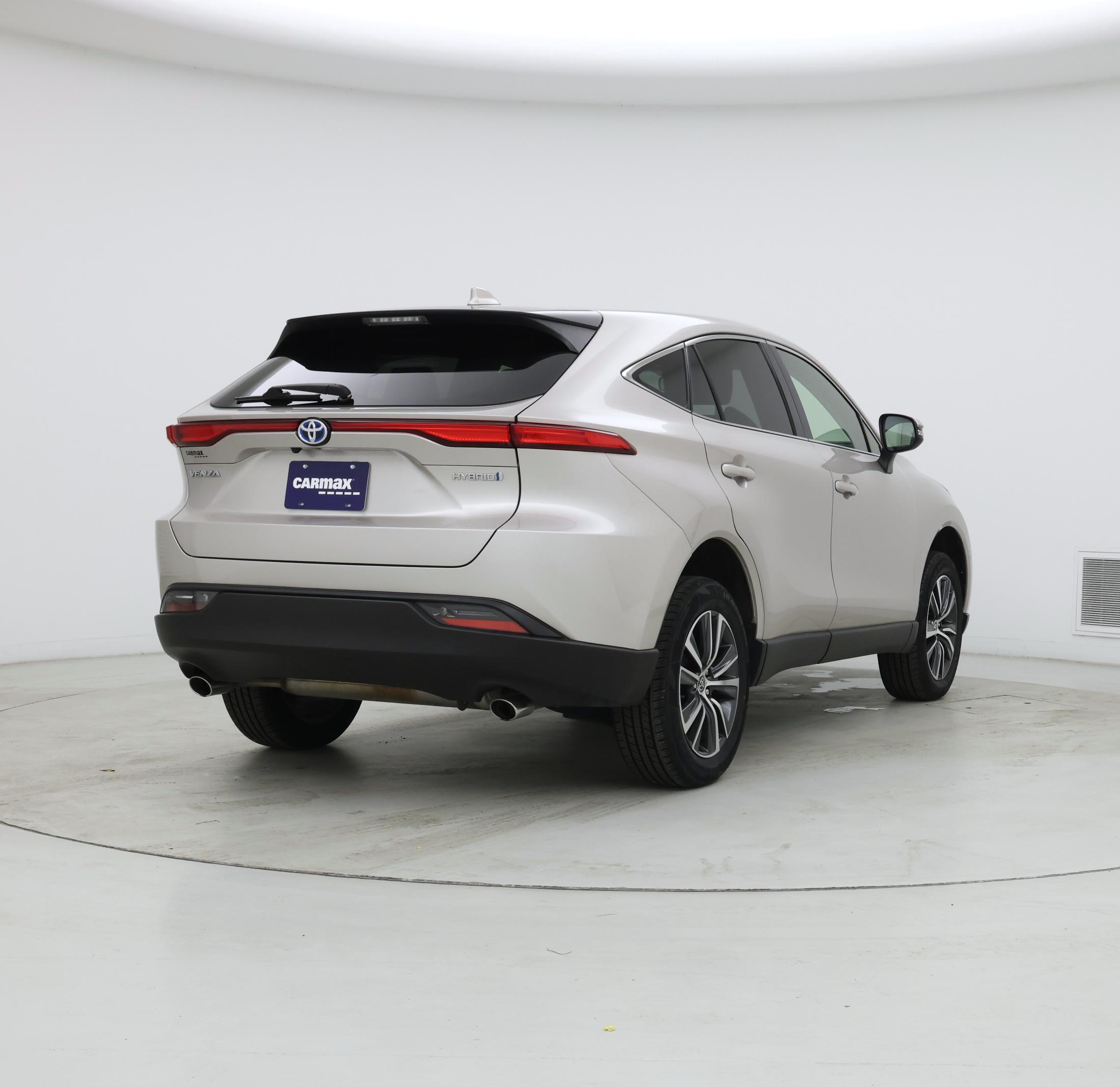 Thumbnail: 2022 Toyota Venza - 8