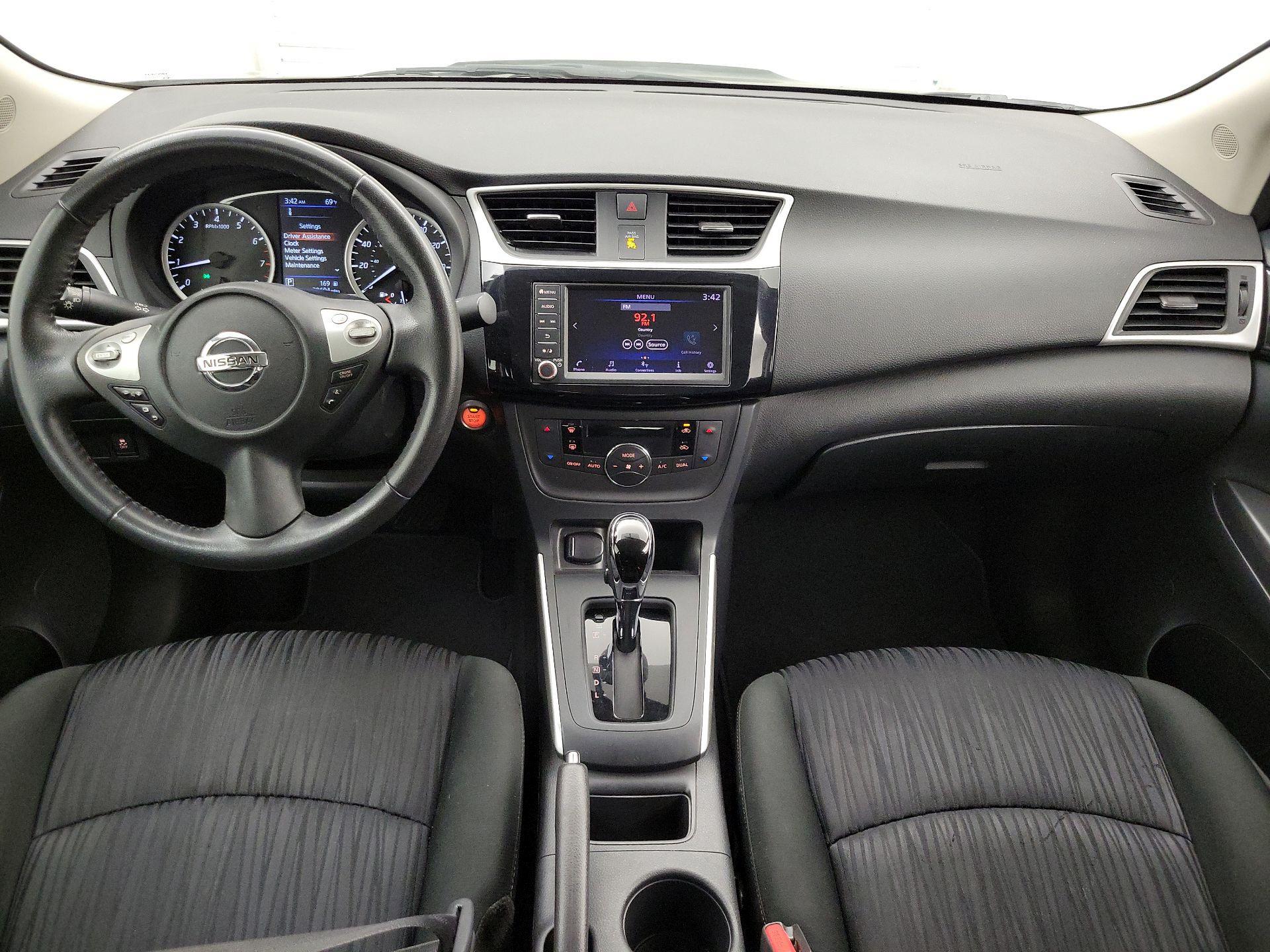 Thumbnail: 2019 Nissan Sentra - 9