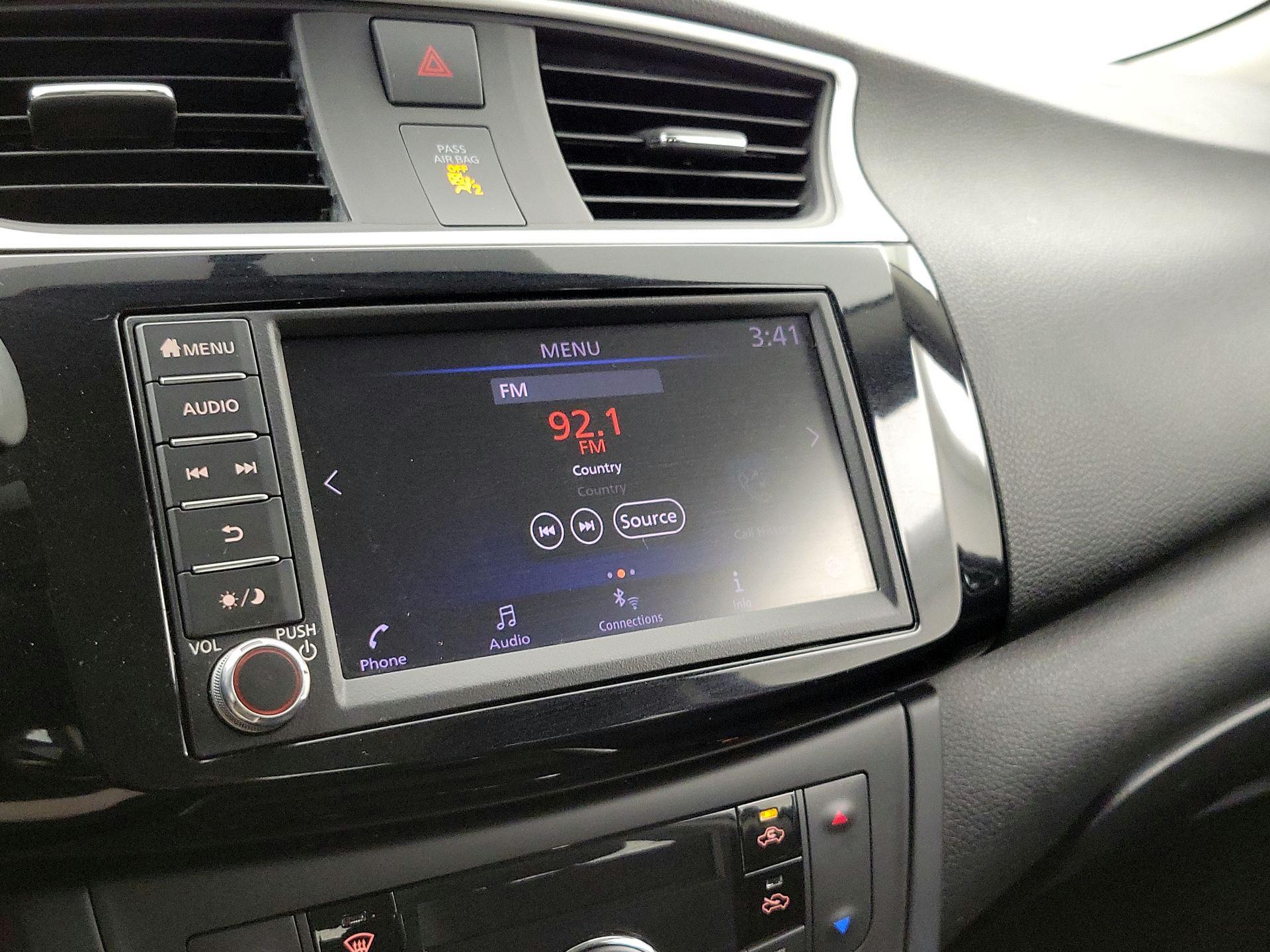 Thumbnail: 2019 Nissan Sentra - 15