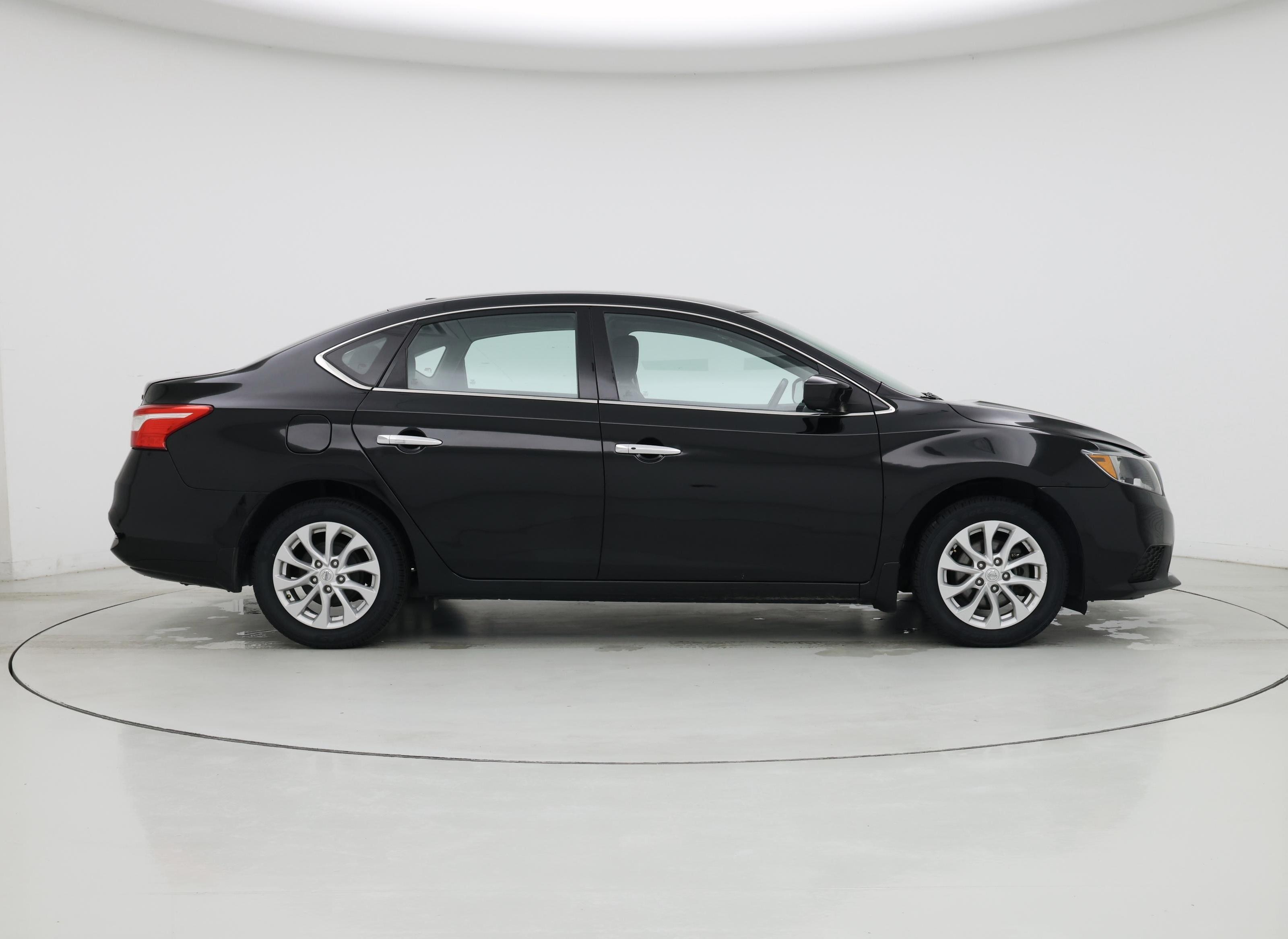 Thumbnail: 2019 Nissan Sentra - 7