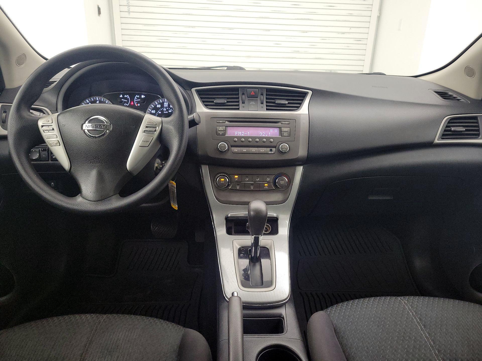Thumbnail: 2013 Nissan Sentra - 9