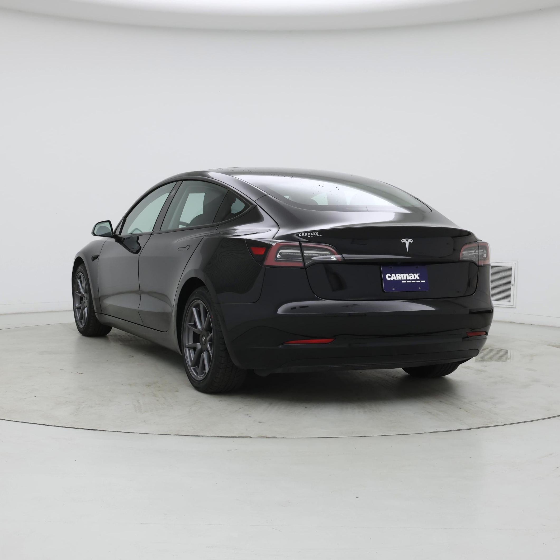 Thumbnail: 2021 Tesla Model 3 - 2