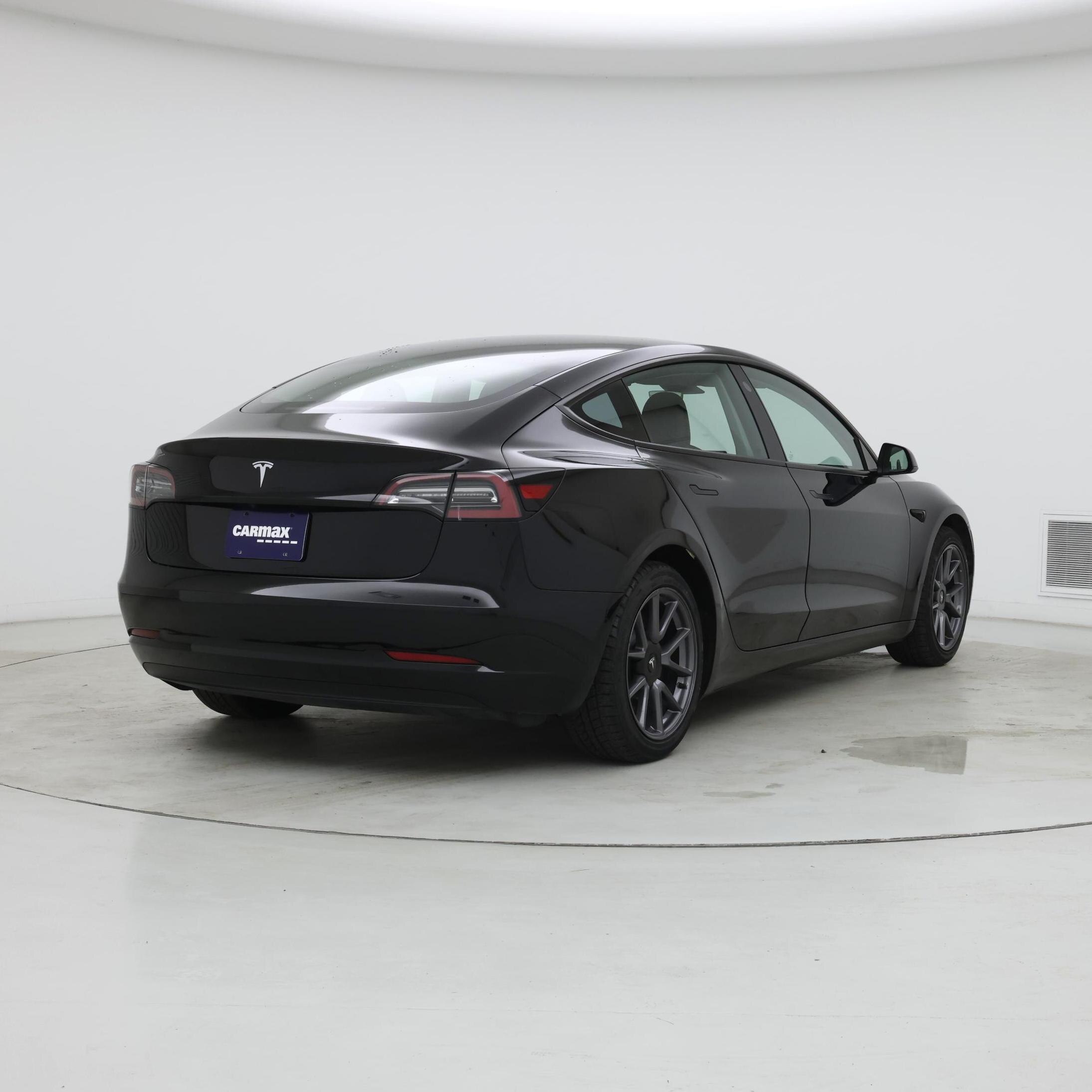 Thumbnail: 2021 Tesla Model 3 - 8