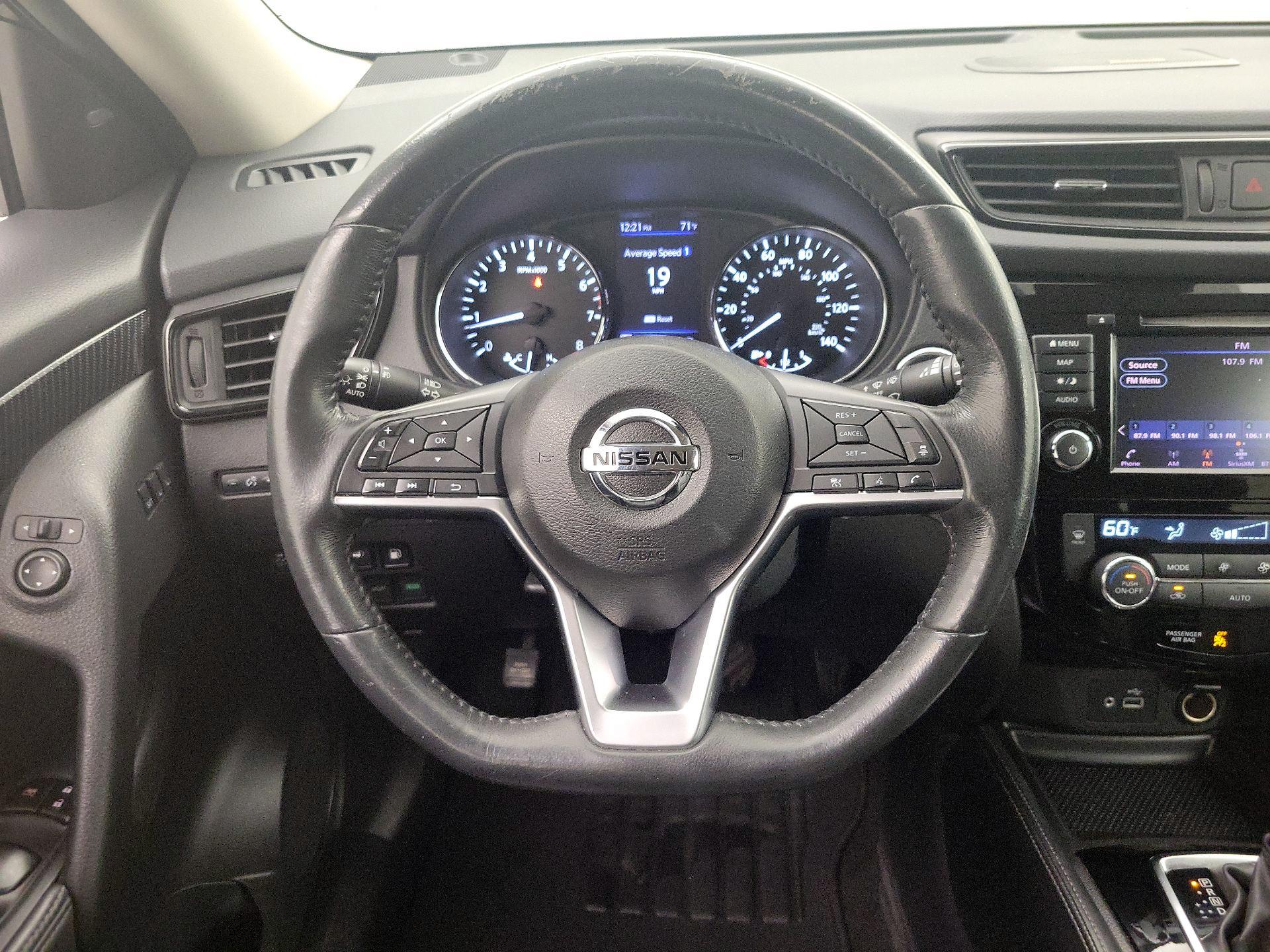 Thumbnail: 2018 Nissan Rogue - 10