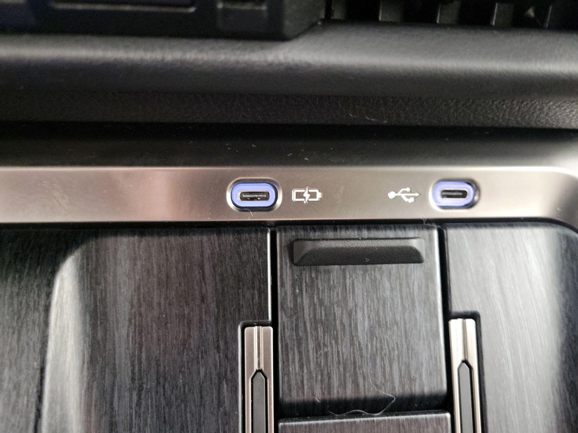 Thumbnail: 2024 Lexus GX - 19