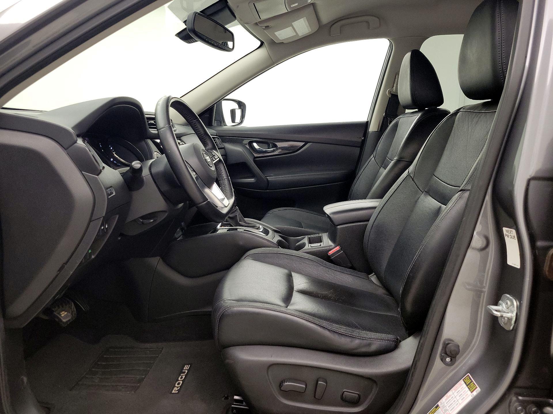 Thumbnail: 2018 Nissan Rogue - 11