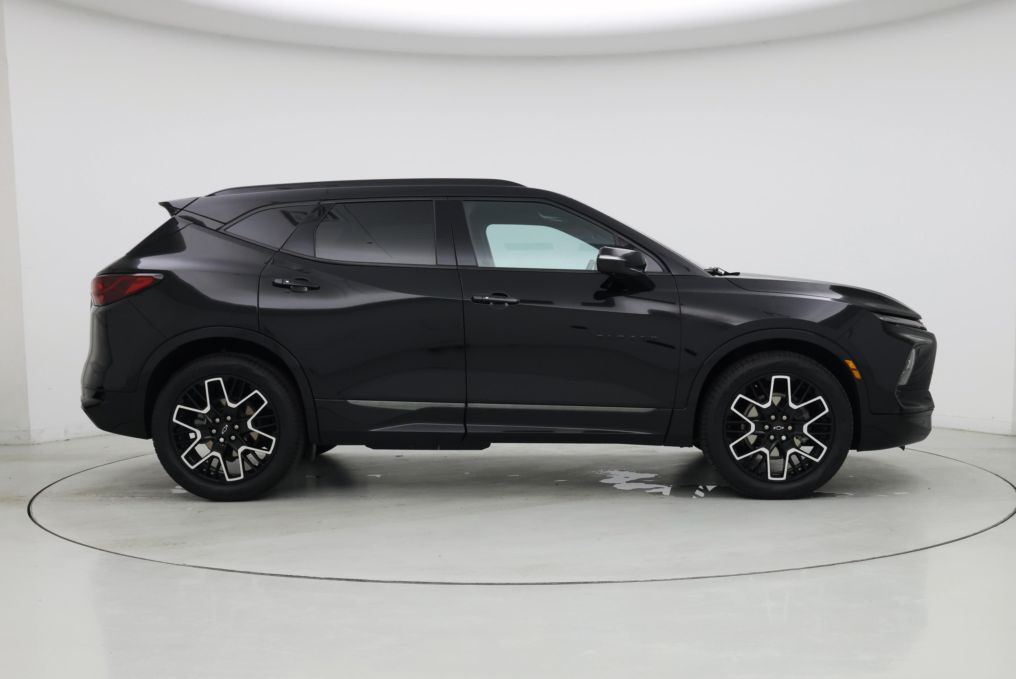 Thumbnail: 2023 Chevrolet Blazer - 7
