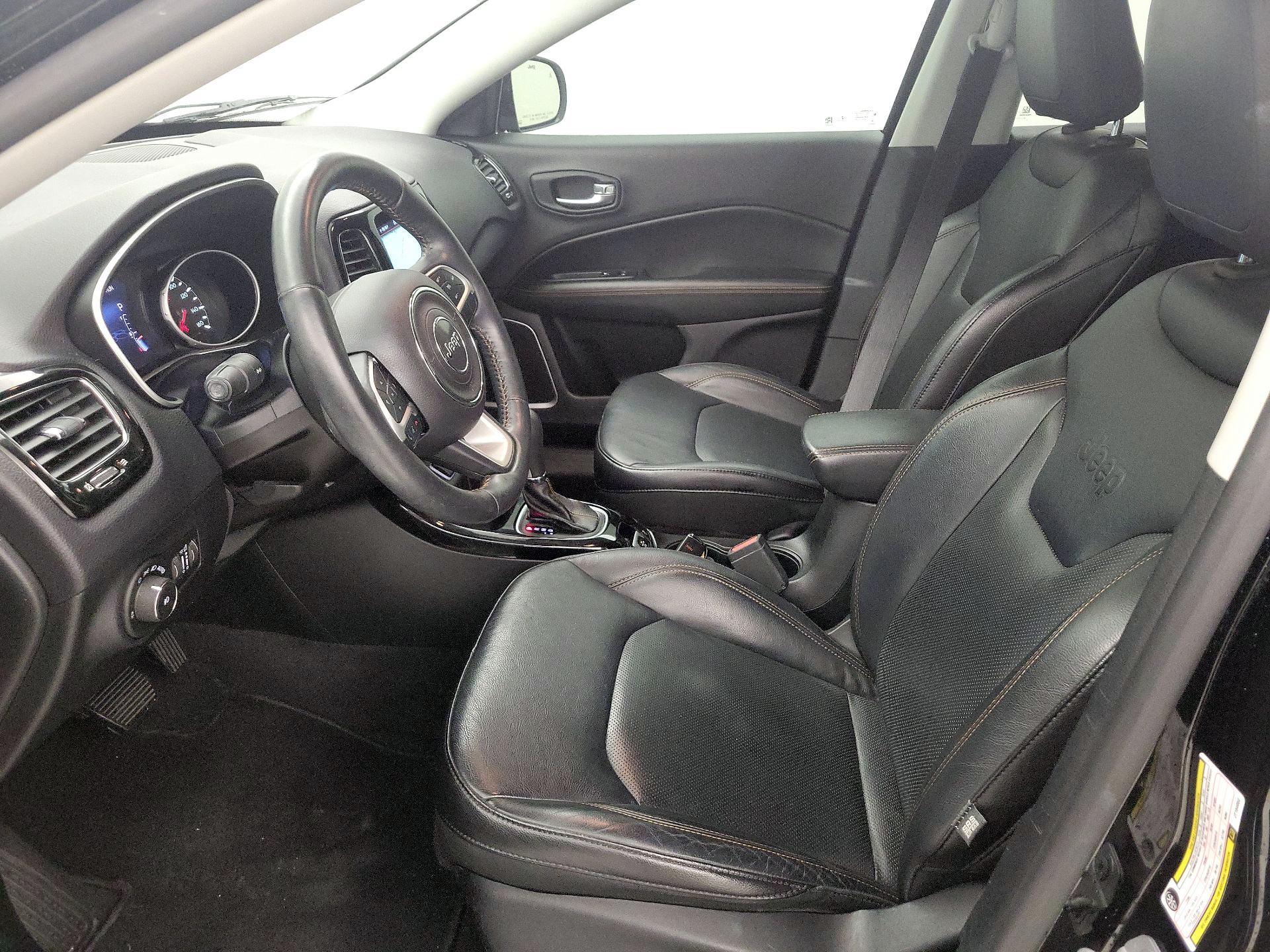 Thumbnail: 2018 Jeep Compass - 11