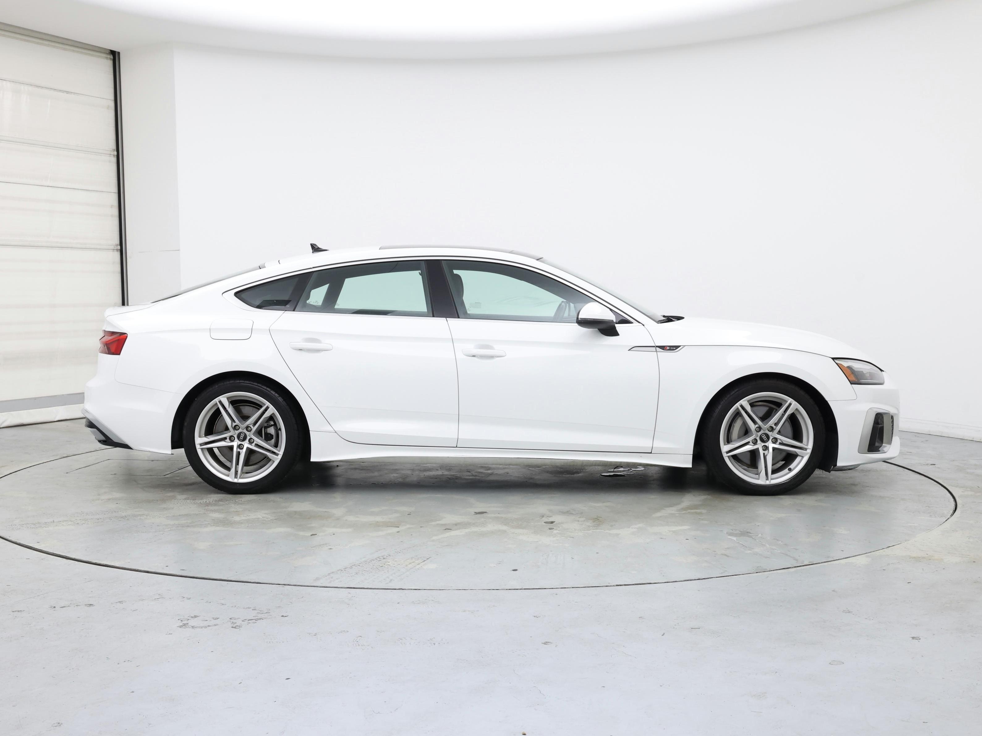 Thumbnail: 2022 Audi A5 - 7