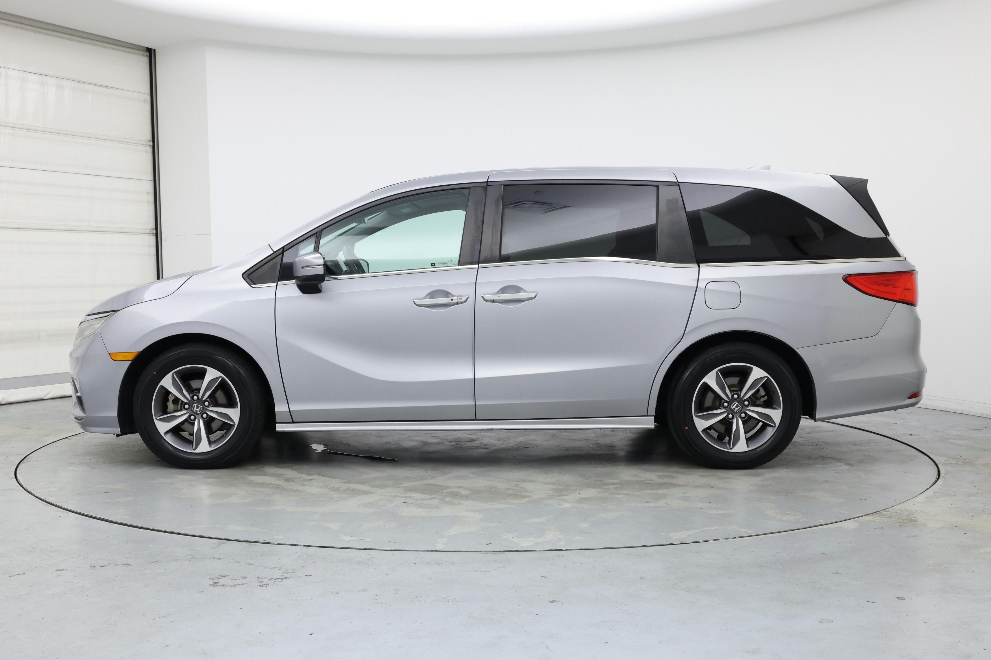 Thumbnail: 2018 Honda Odyssey - 3