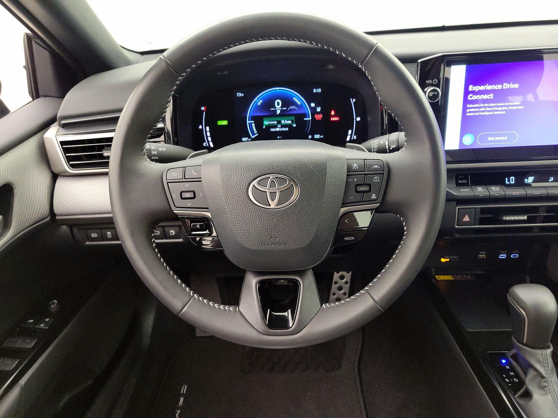 Thumbnail: 2025 Toyota Camry - 10