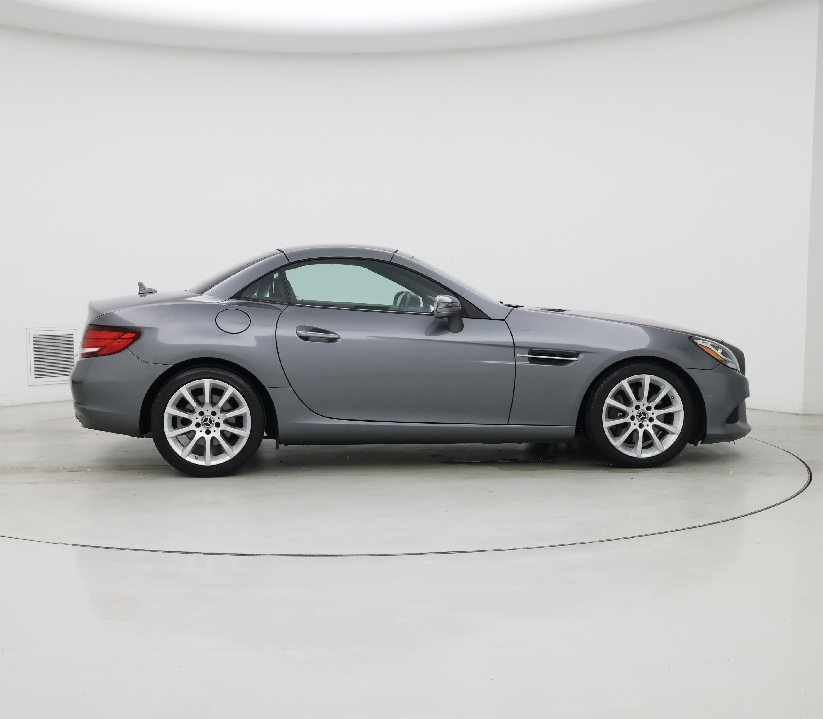 Thumbnail: 2018 Mercedes-Benz SLC - 7