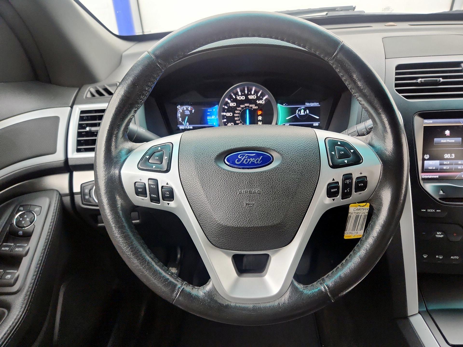 Thumbnail: 2015 Ford Explorer - 10