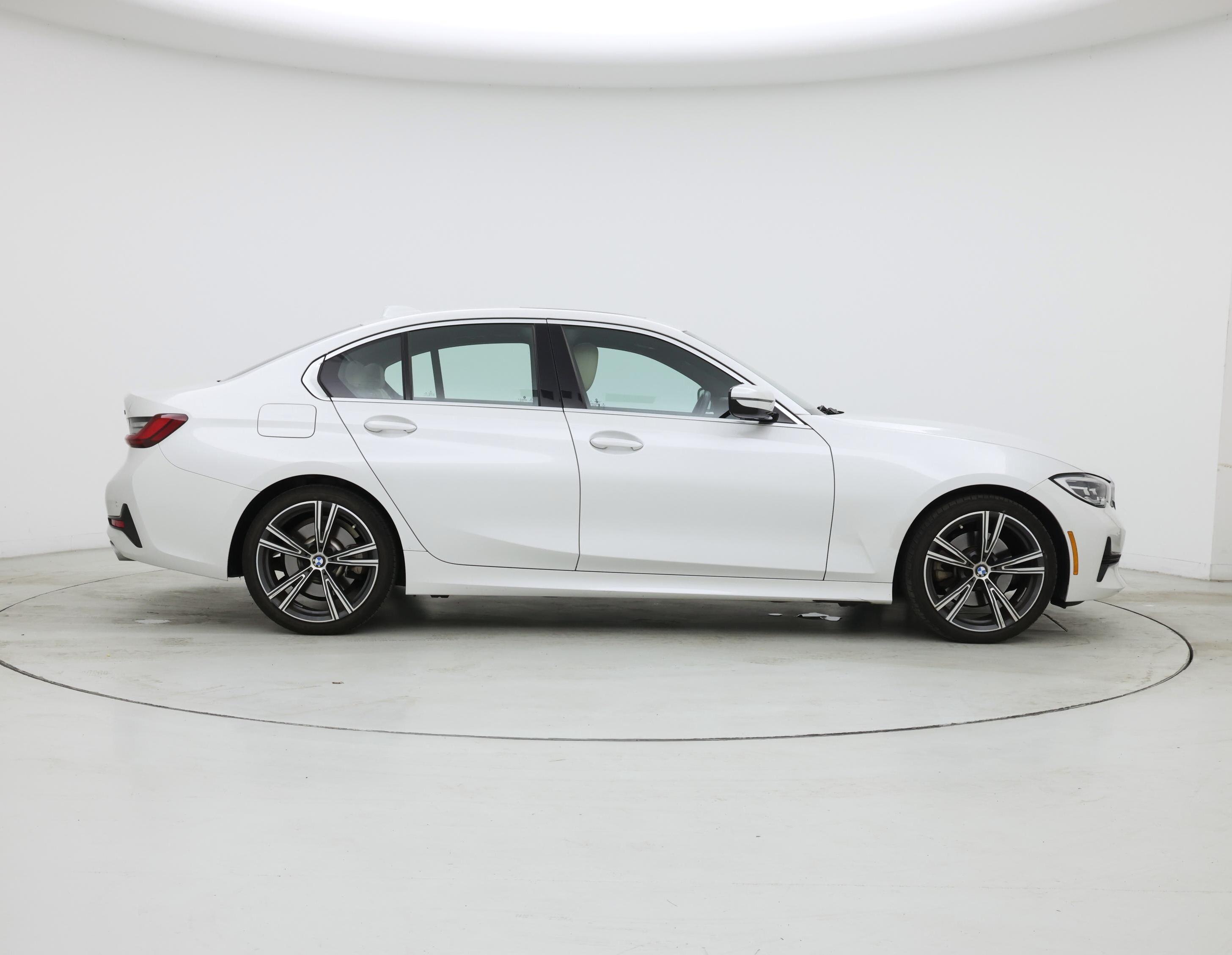 Thumbnail: 2022 BMW 3 Series - 7