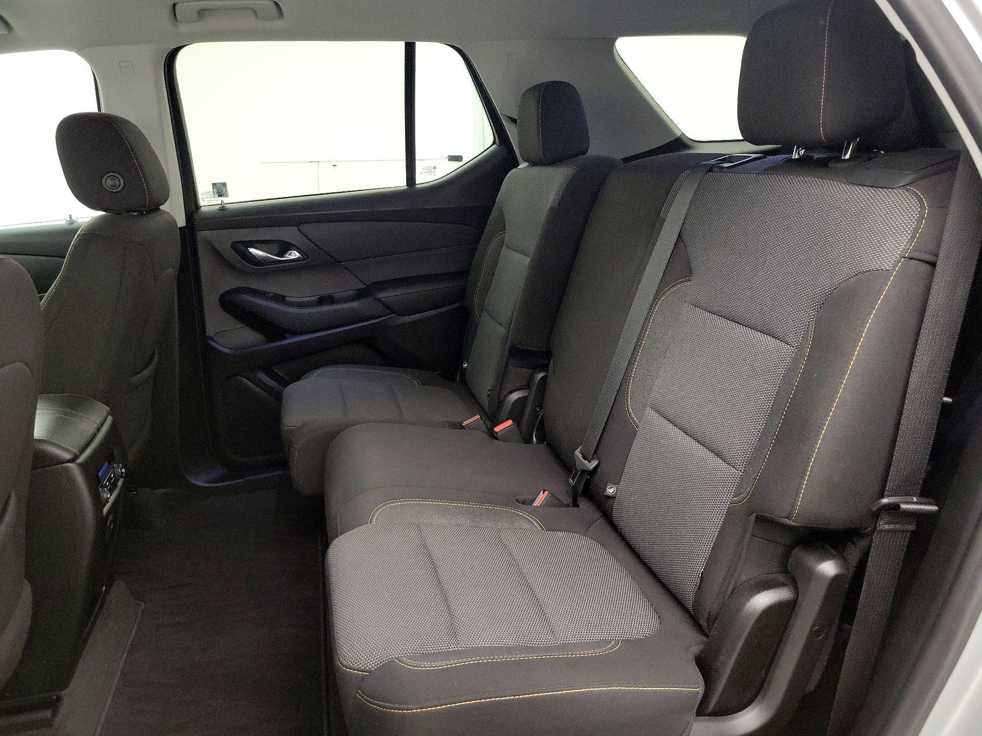 Thumbnail: 2020 Chevrolet Traverse - 19