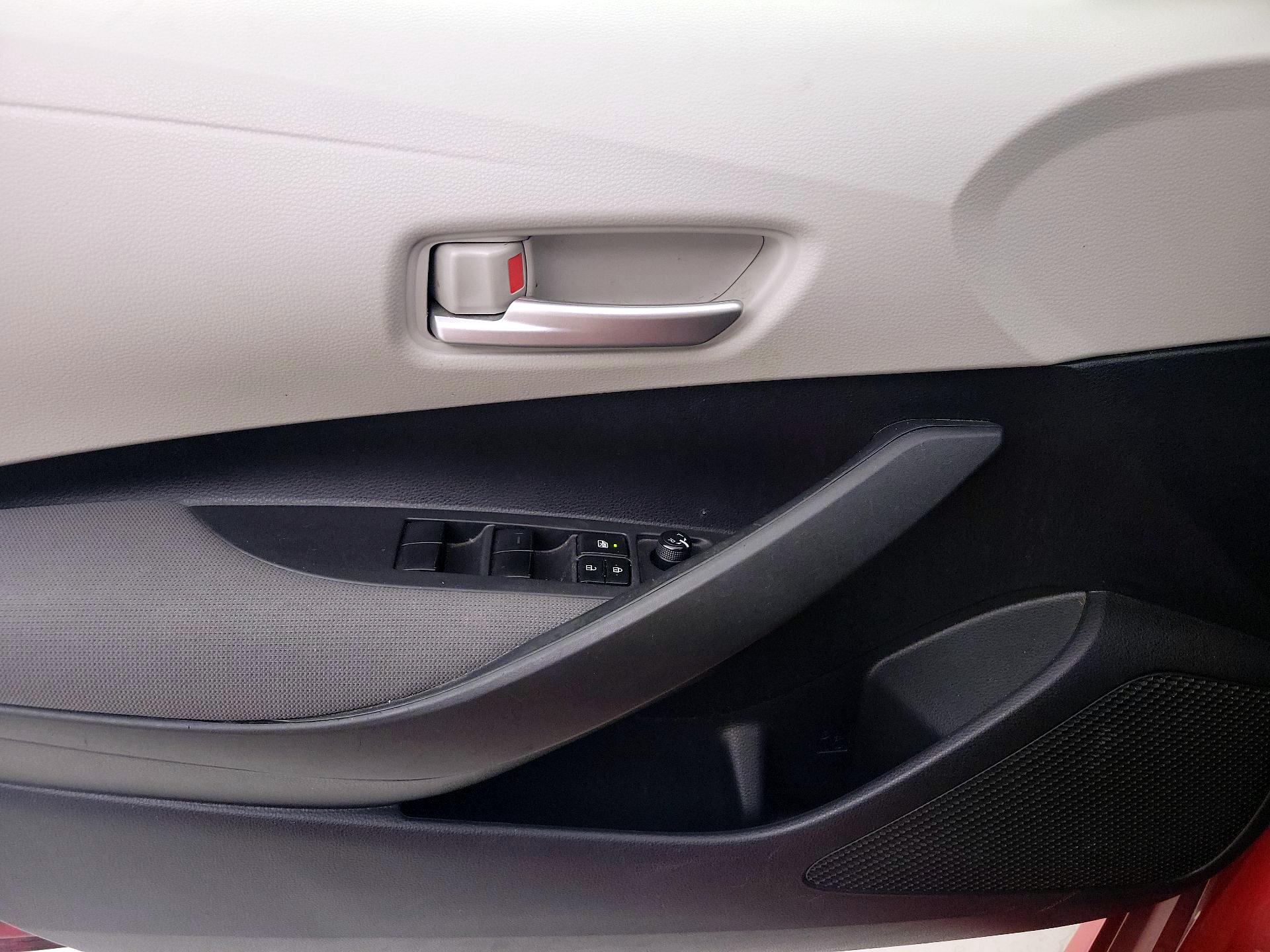 Thumbnail: 2020 Toyota Corolla - 12