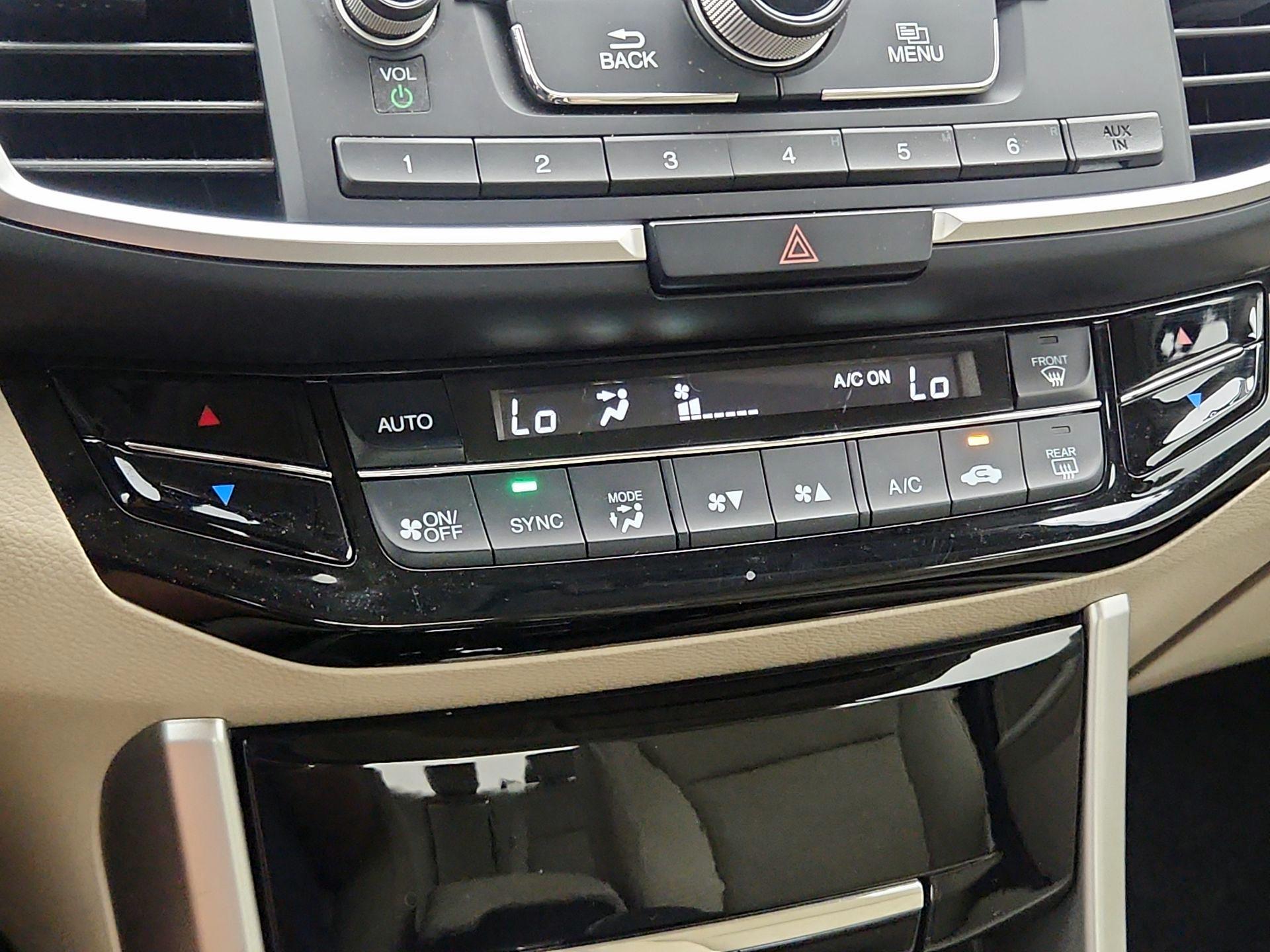 Thumbnail: 2016 Honda Accord - 16