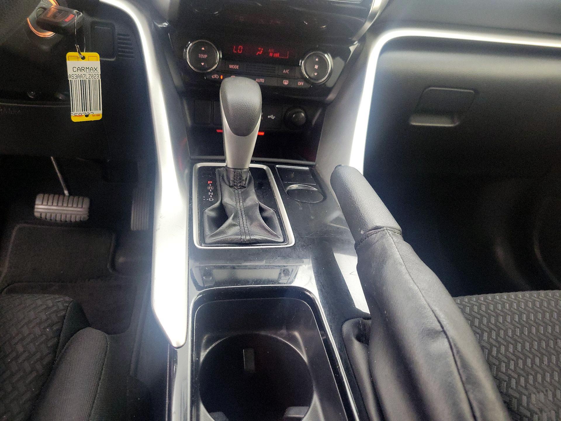 Thumbnail: 2020 Mitsubishi Eclipse Cross - 17