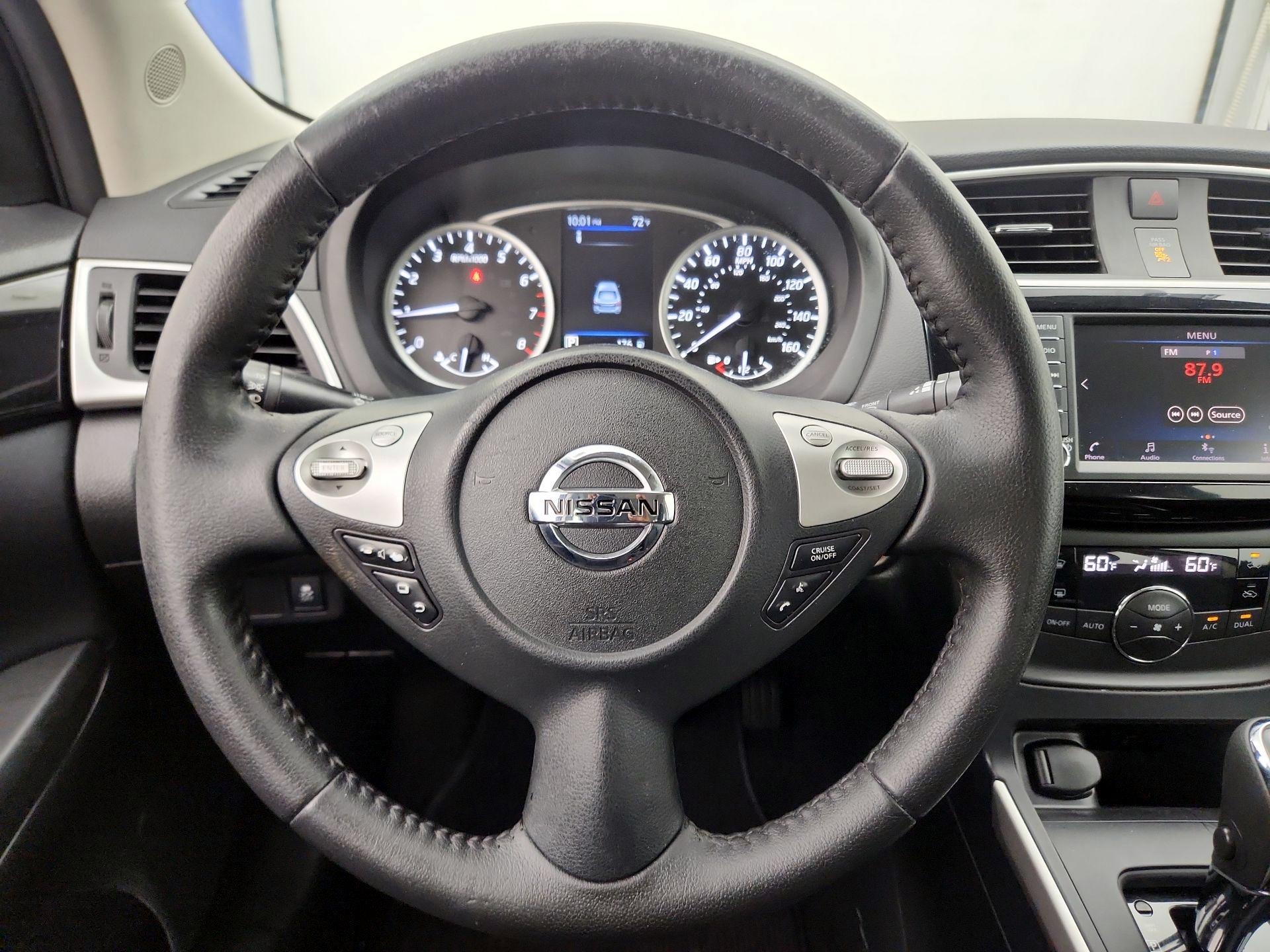 Thumbnail: 2019 Nissan Sentra - 10