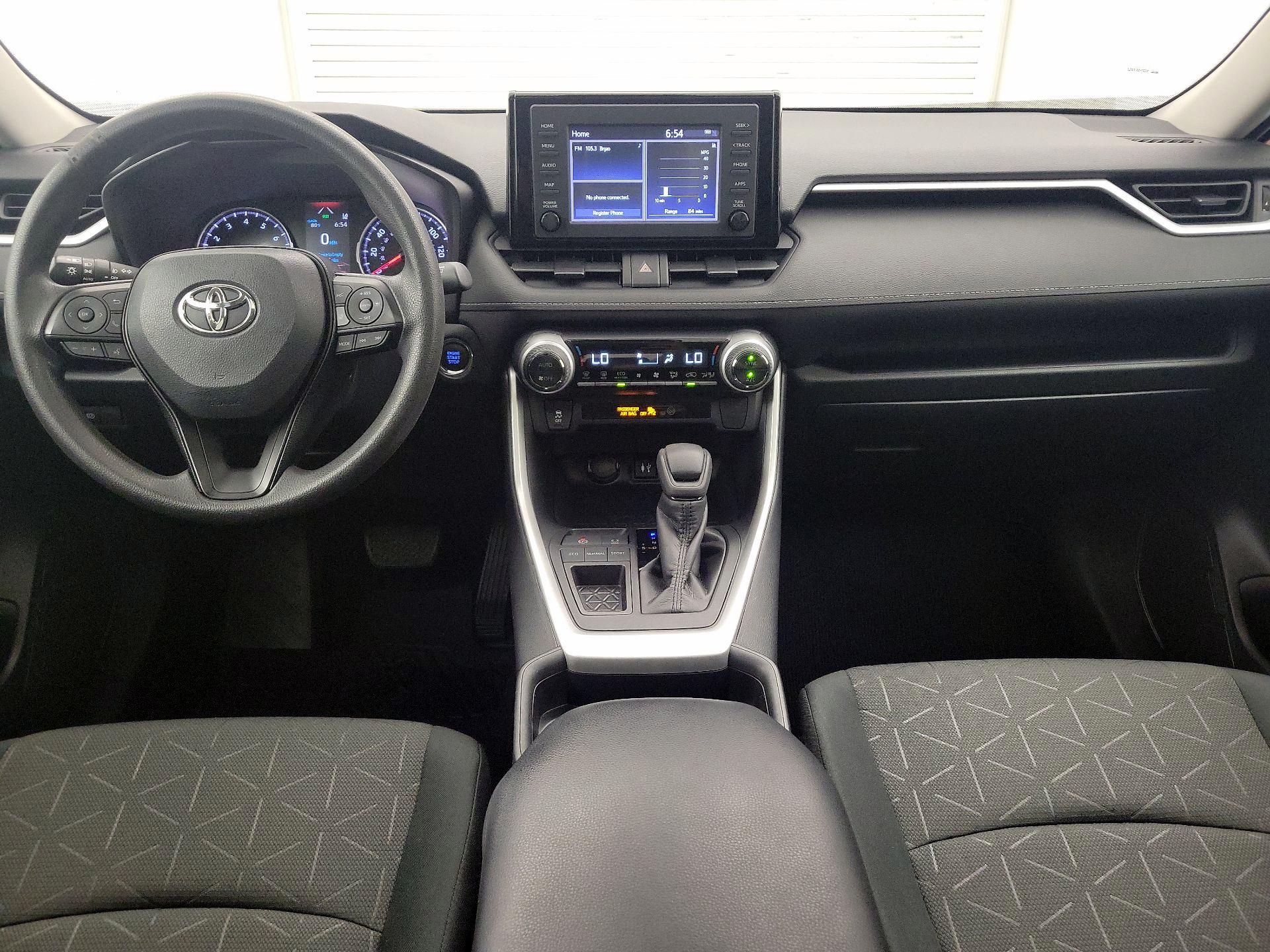 Thumbnail: 2019 Toyota RAV4 - 9