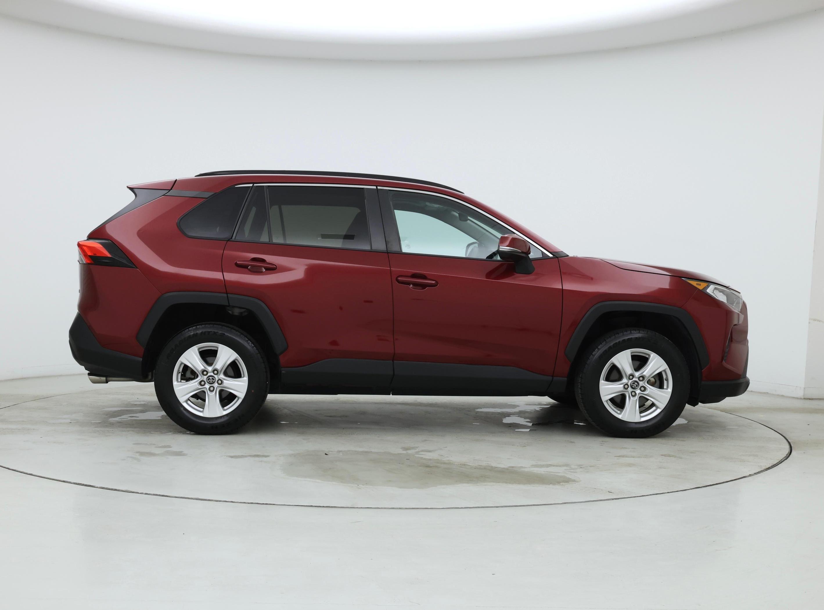 Thumbnail: 2019 Toyota RAV4 - 7