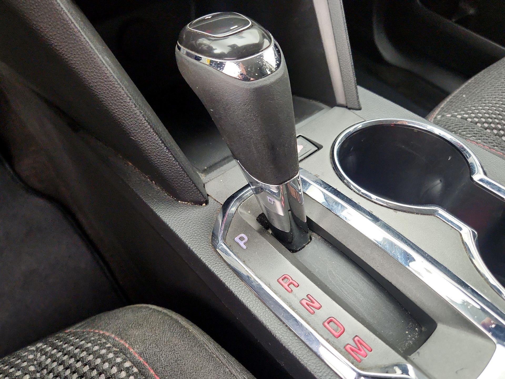Thumbnail: 2016 GMC Terrain - 16