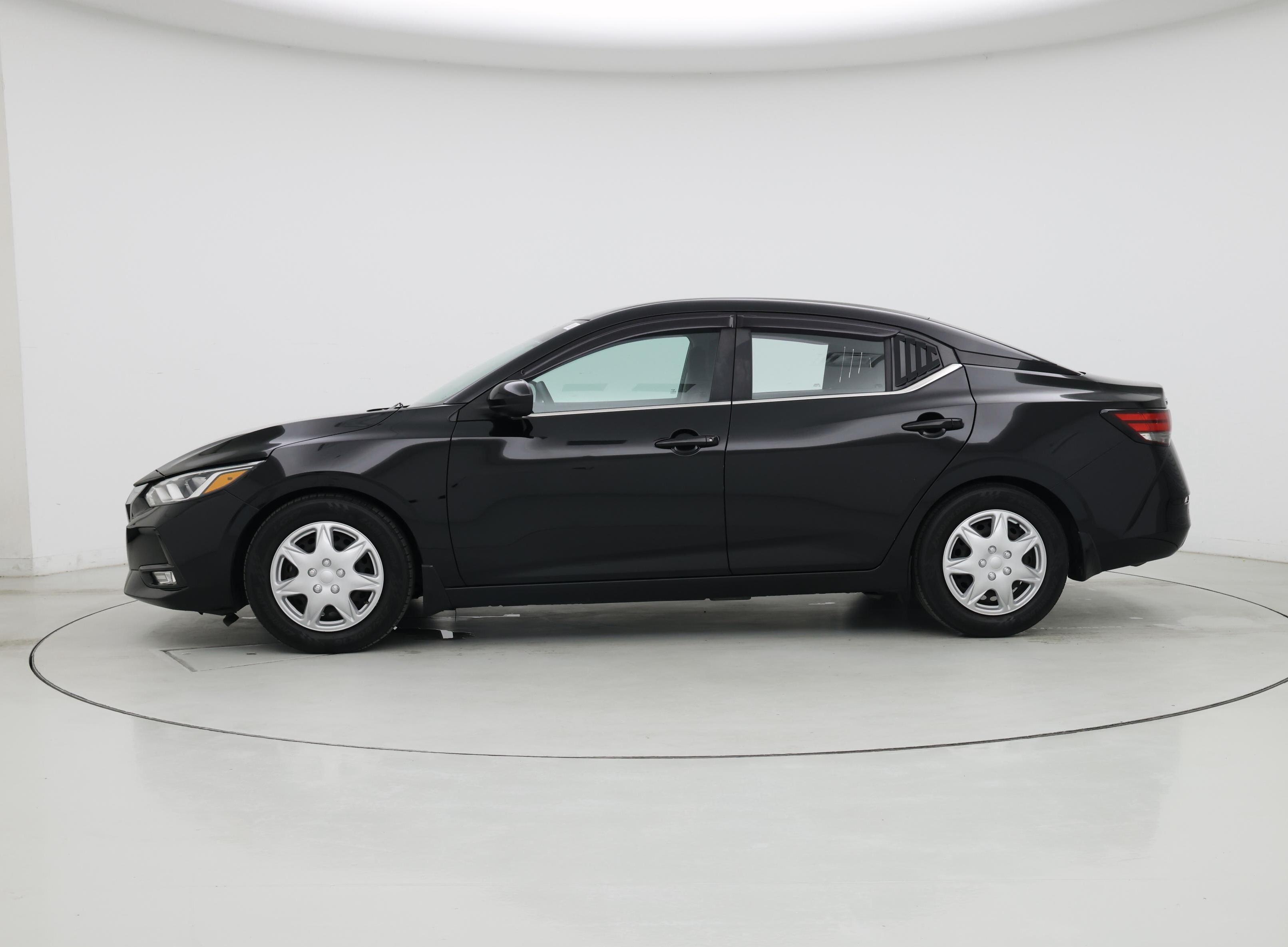 Thumbnail: 2021 Nissan Sentra - 3