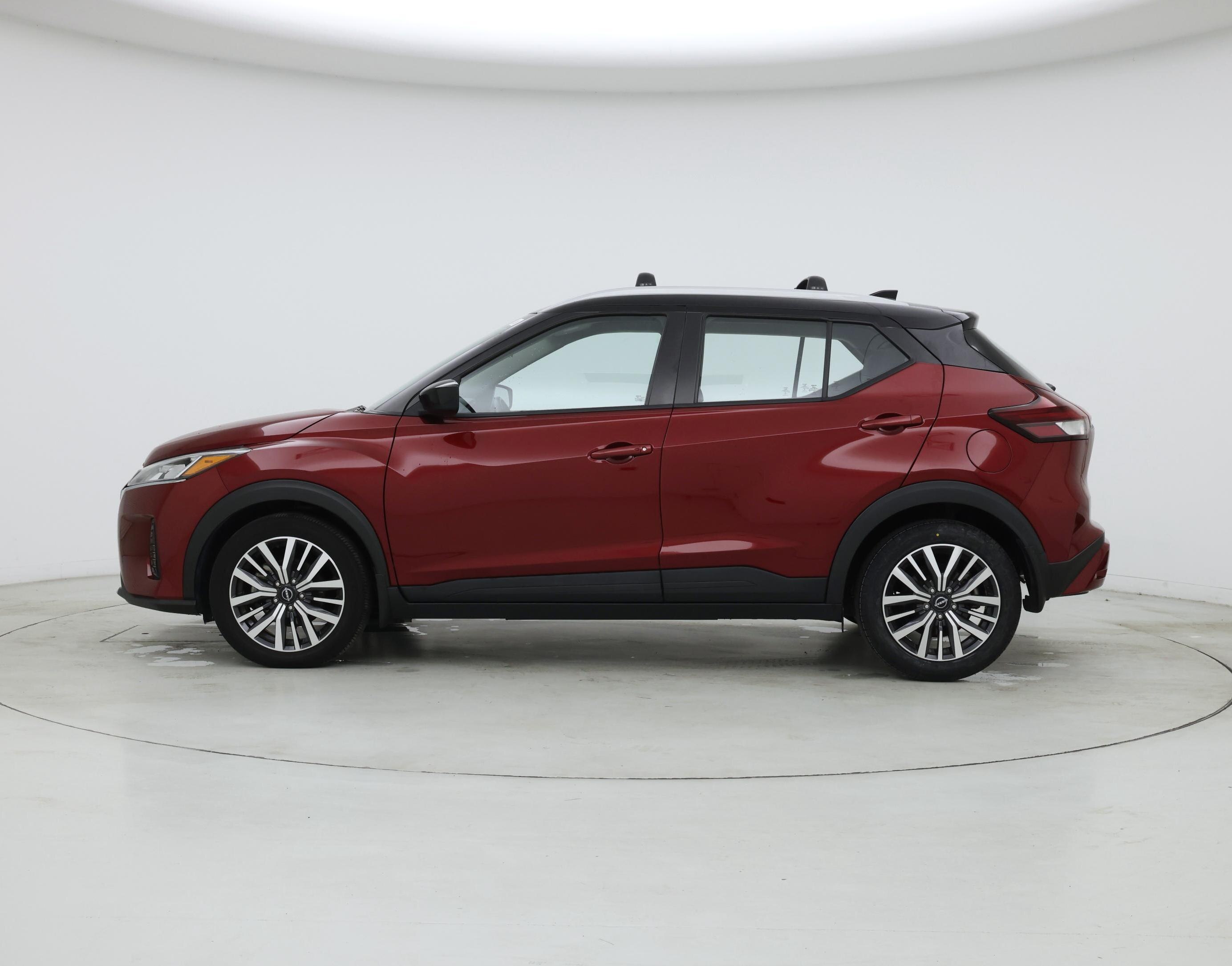 Thumbnail: 2022 Nissan Kicks - 3