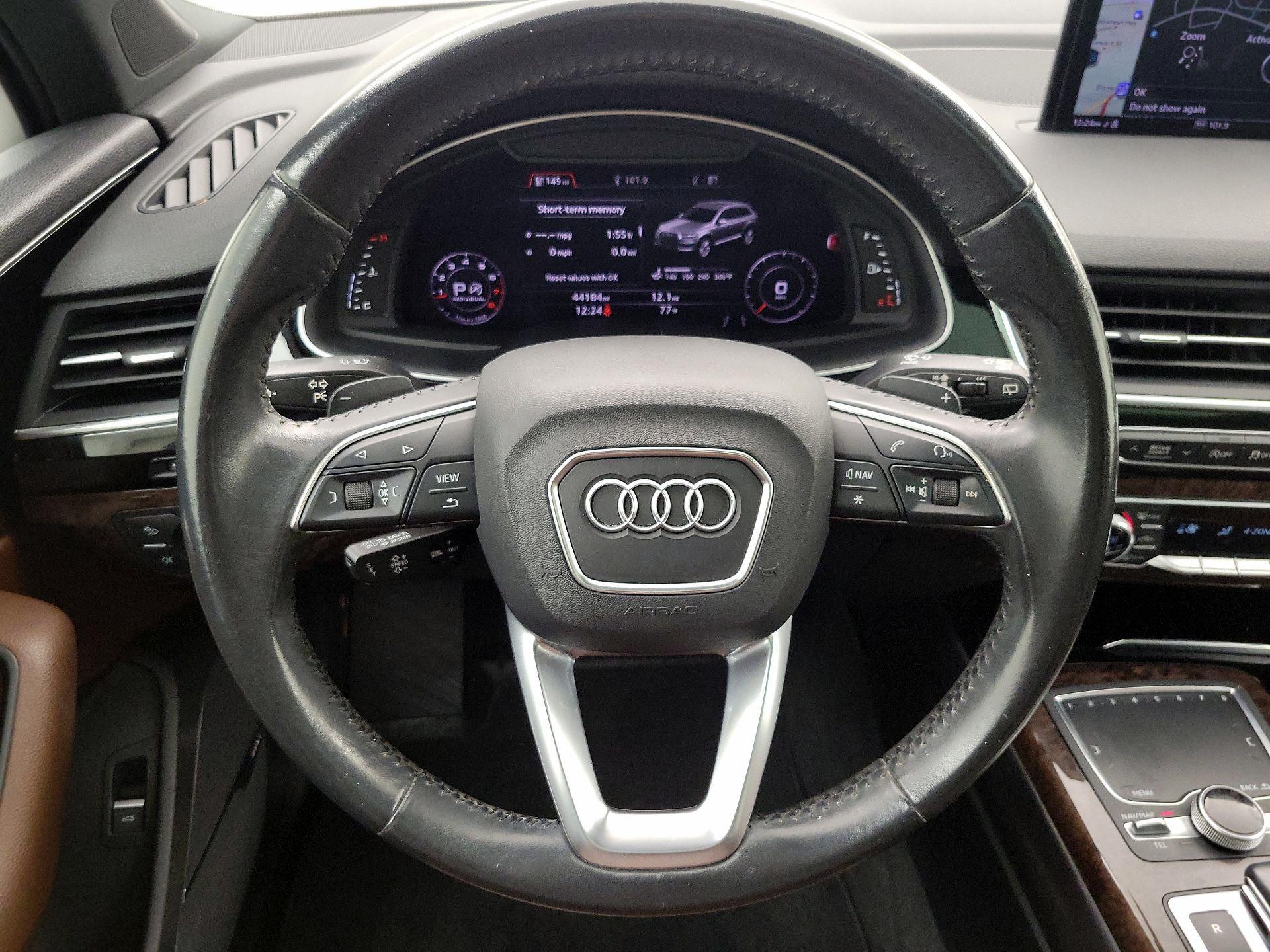 Thumbnail: 2019 Audi Q7 - 10
