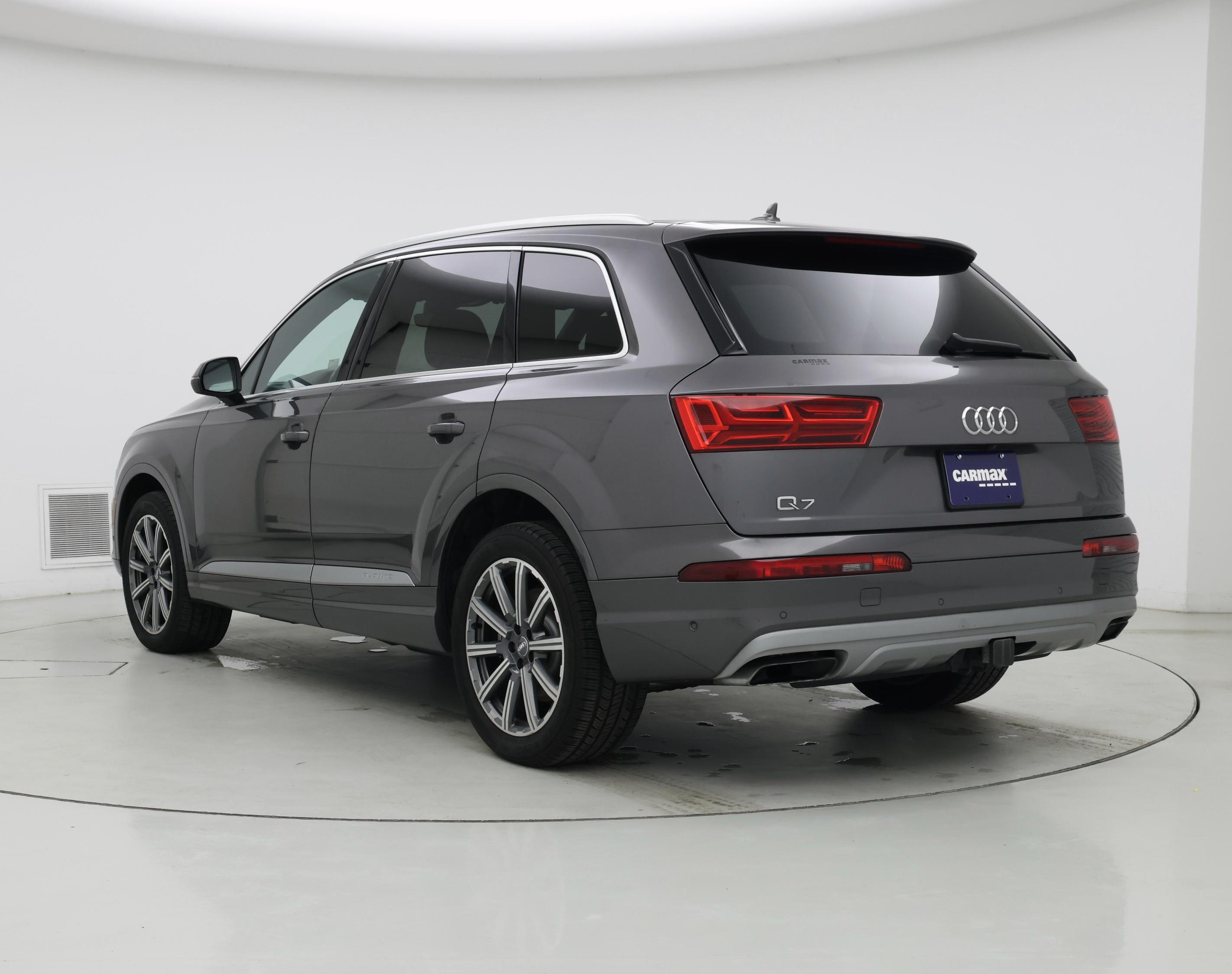 Thumbnail: 2019 Audi Q7 - 2