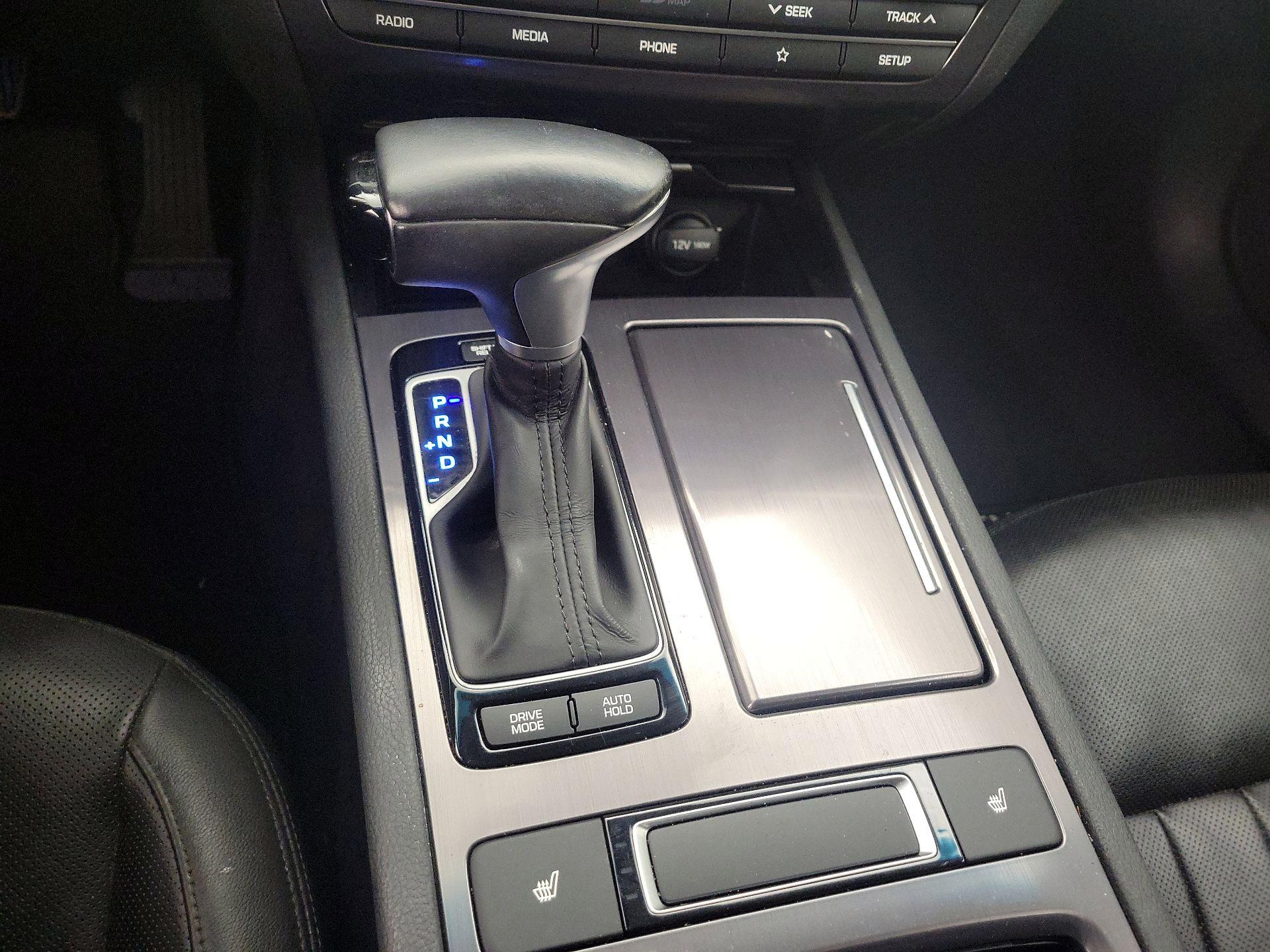 Thumbnail: 2019 Genesis G80 - 18