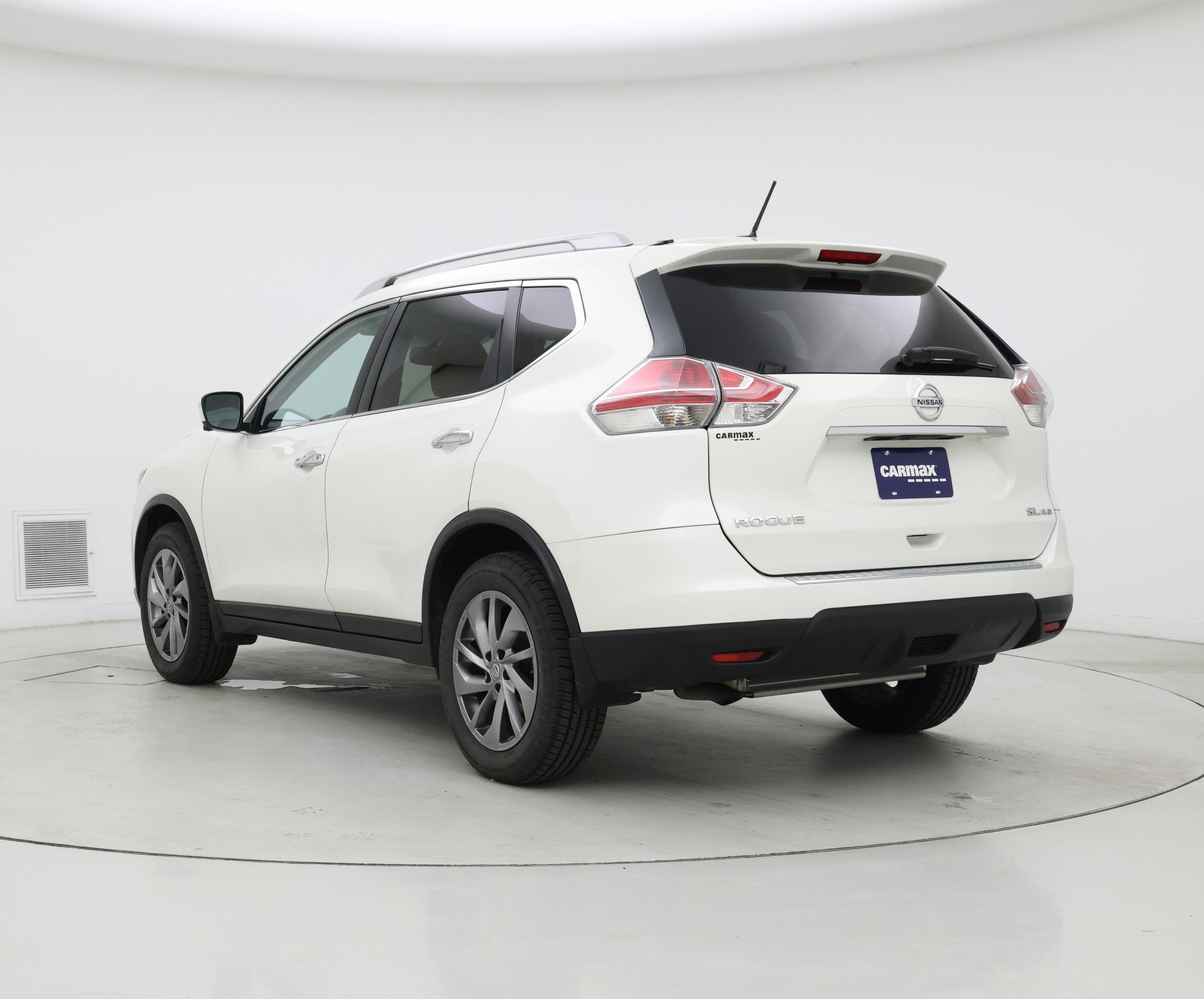 Thumbnail: 2015 Nissan Rogue - 2