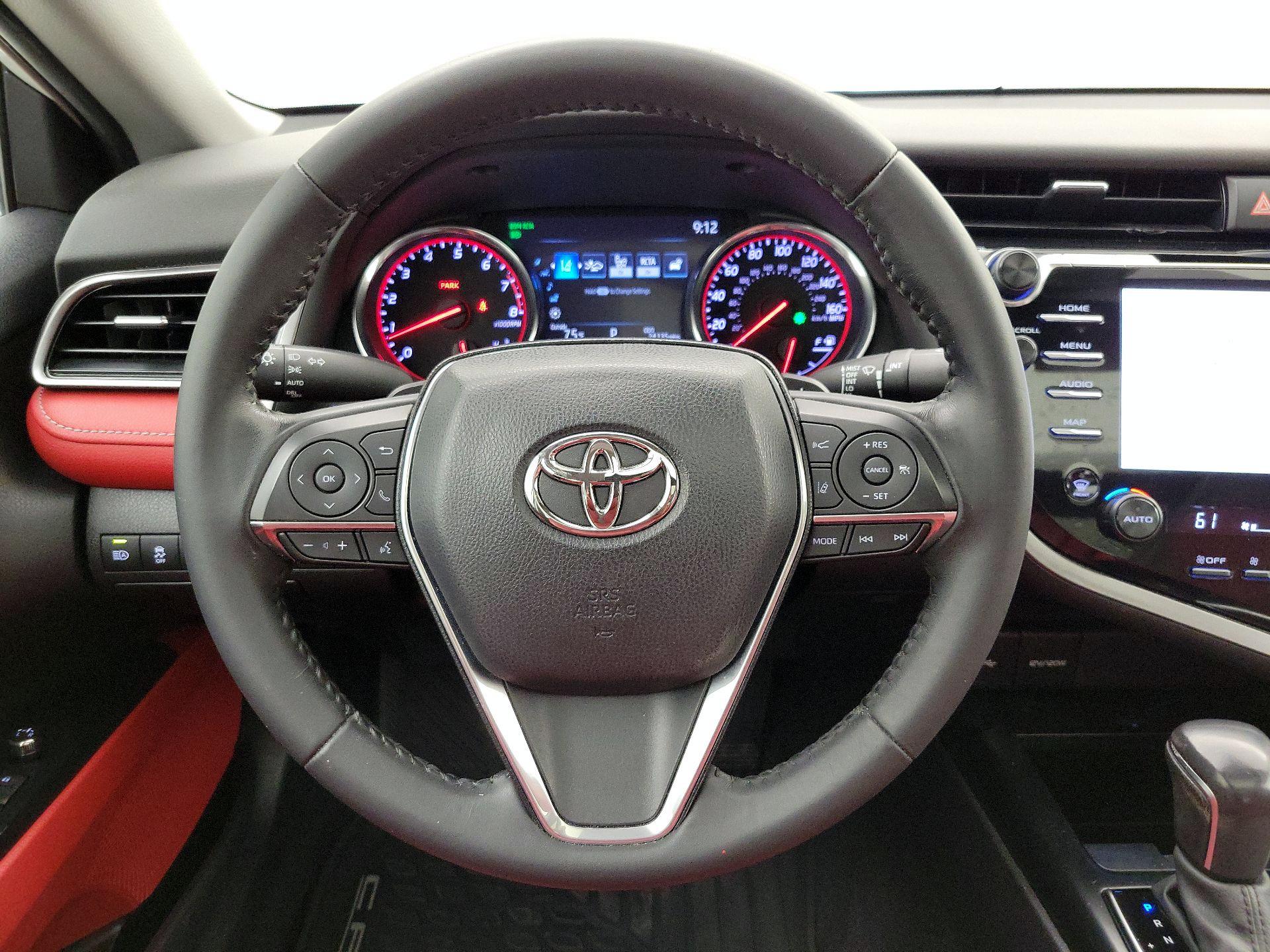 Thumbnail: 2020 Toyota Camry - 10