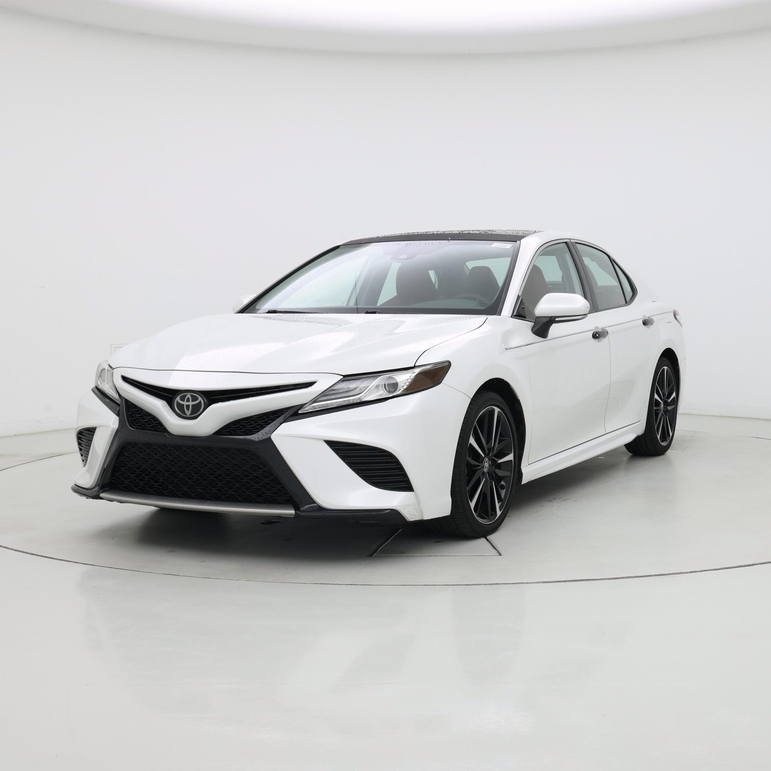 Thumbnail: 2020 Toyota Camry - 4