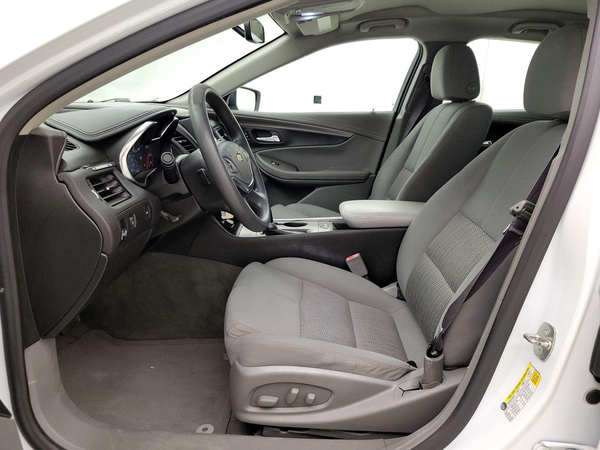Thumbnail: 2016 Chevrolet Impala - 11