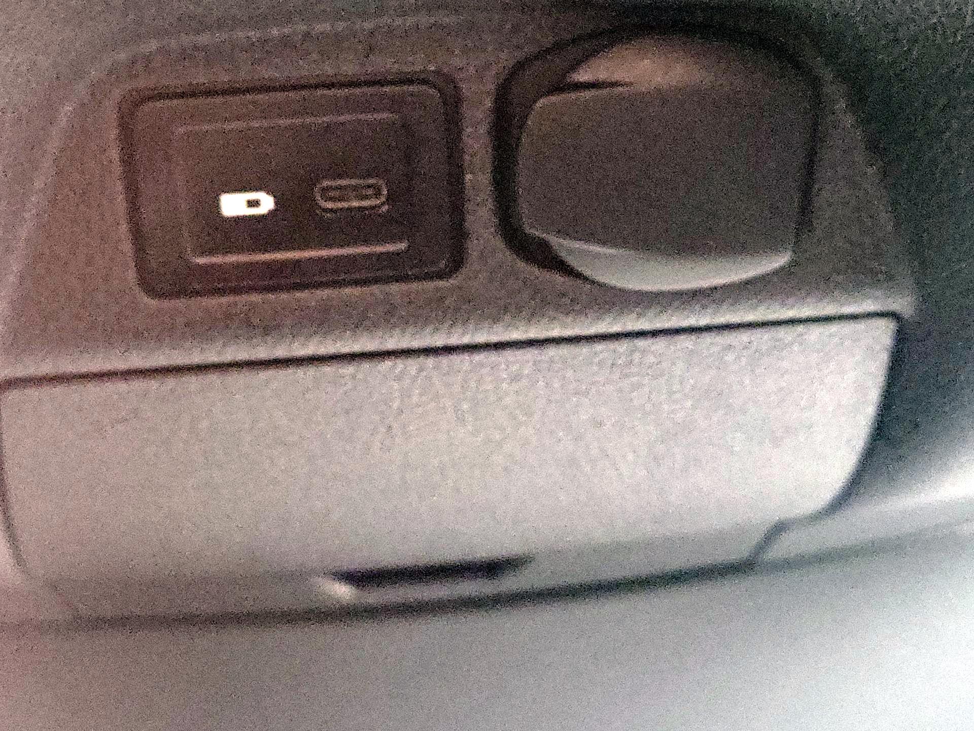 Thumbnail: 2019 Mercedes-Benz Sprinter - 18