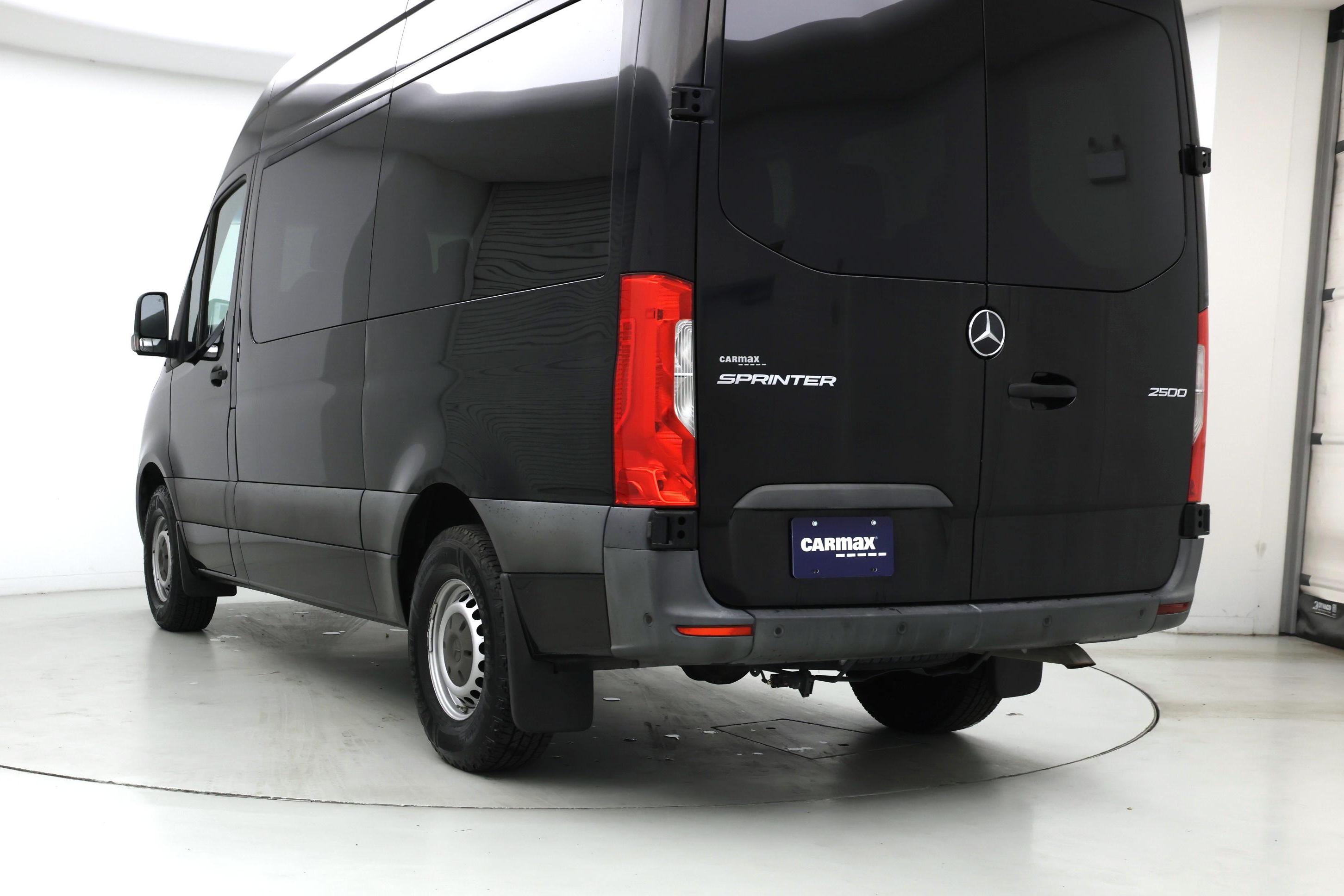 Thumbnail: 2019 Mercedes-Benz Sprinter - 2