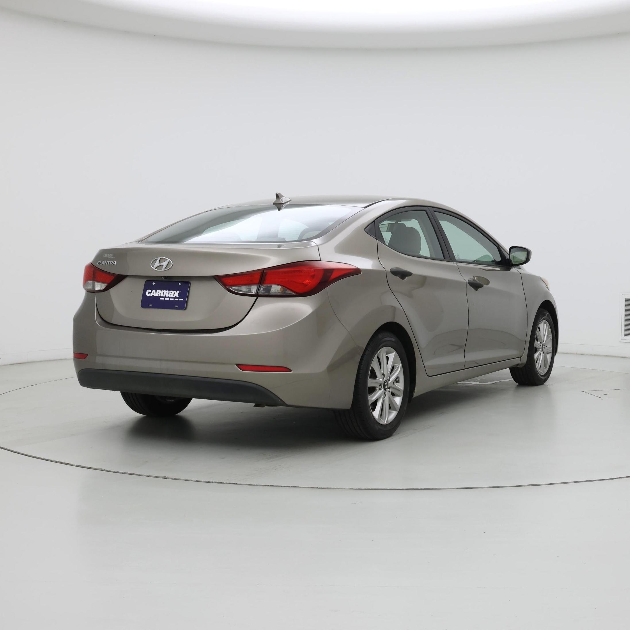 Thumbnail: 2014 Hyundai Elantra - 8