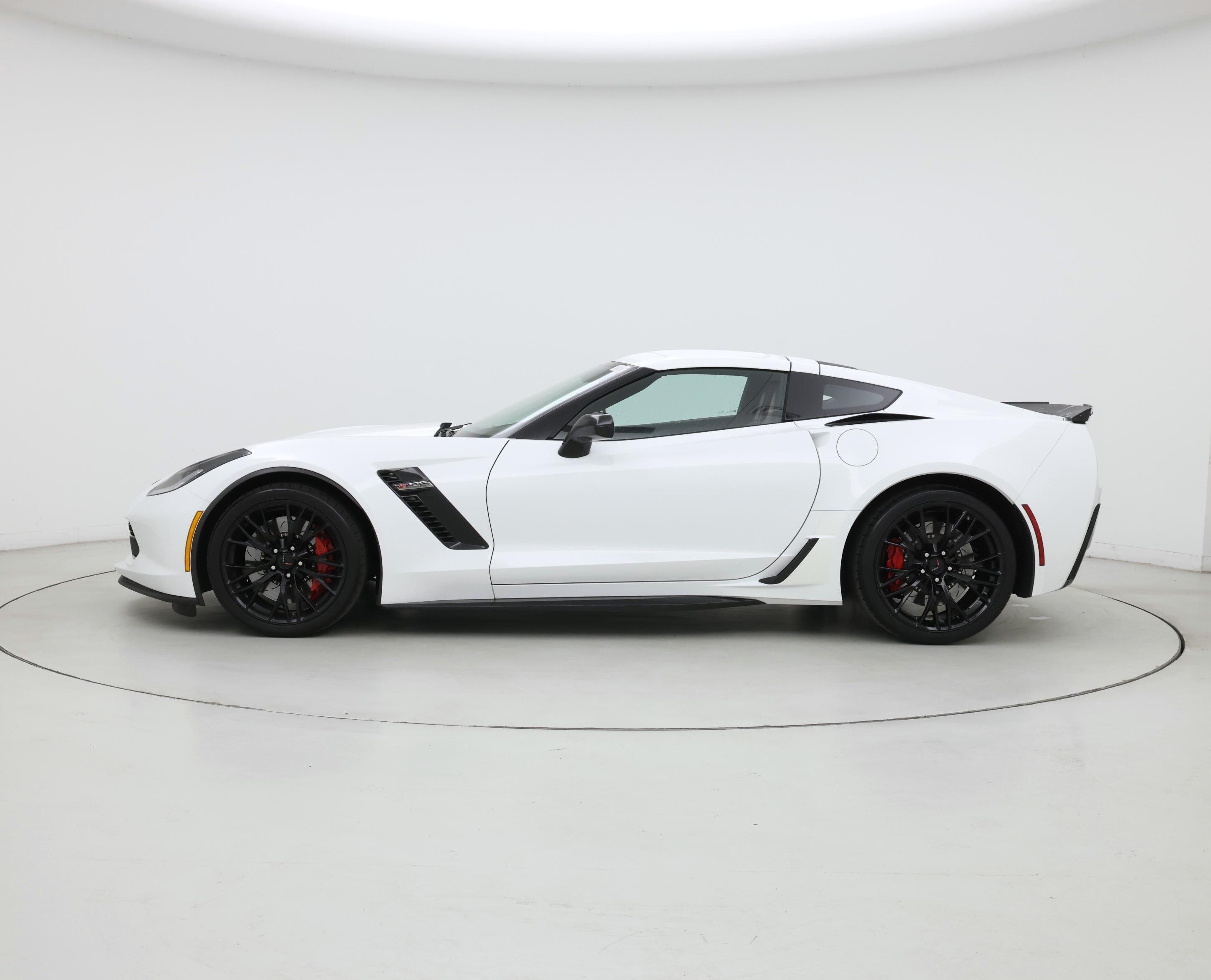 Thumbnail: 2017 Chevrolet Corvette - 3