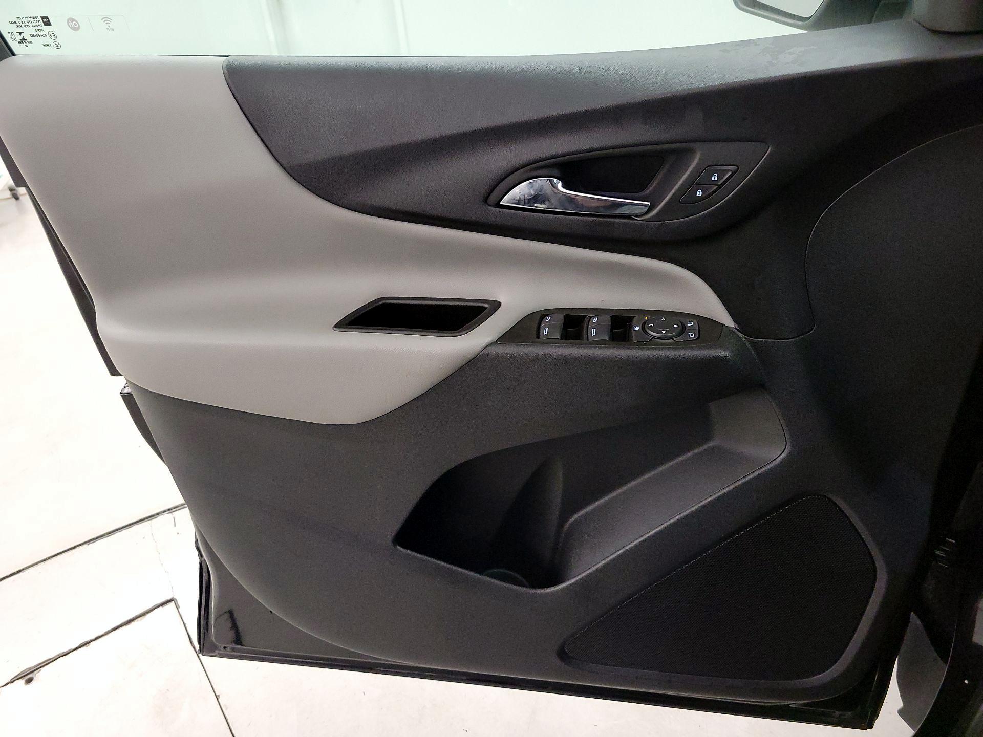 Thumbnail: 2023 Chevrolet Equinox - 12